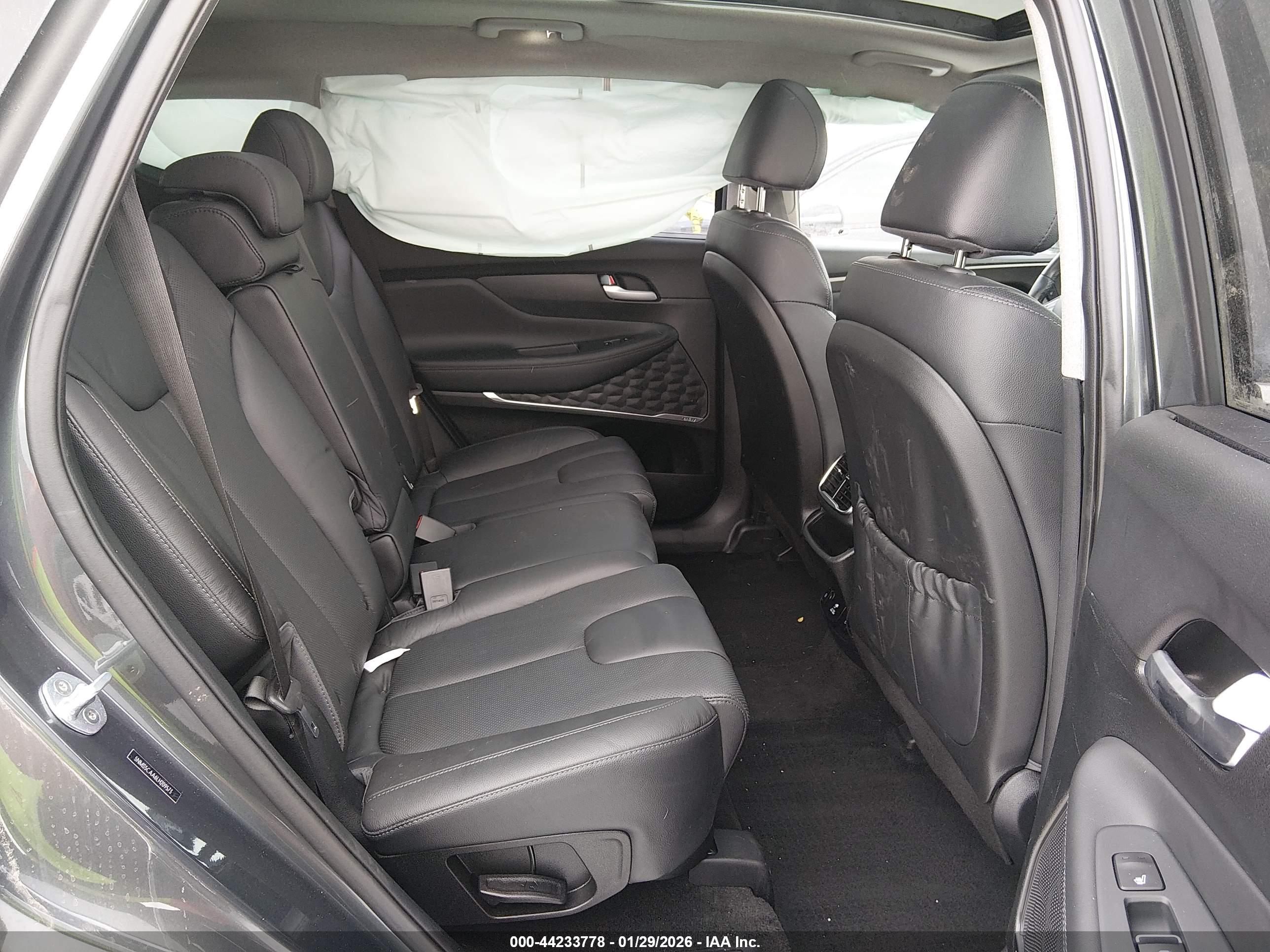 HYUNDAI SANTA image 8