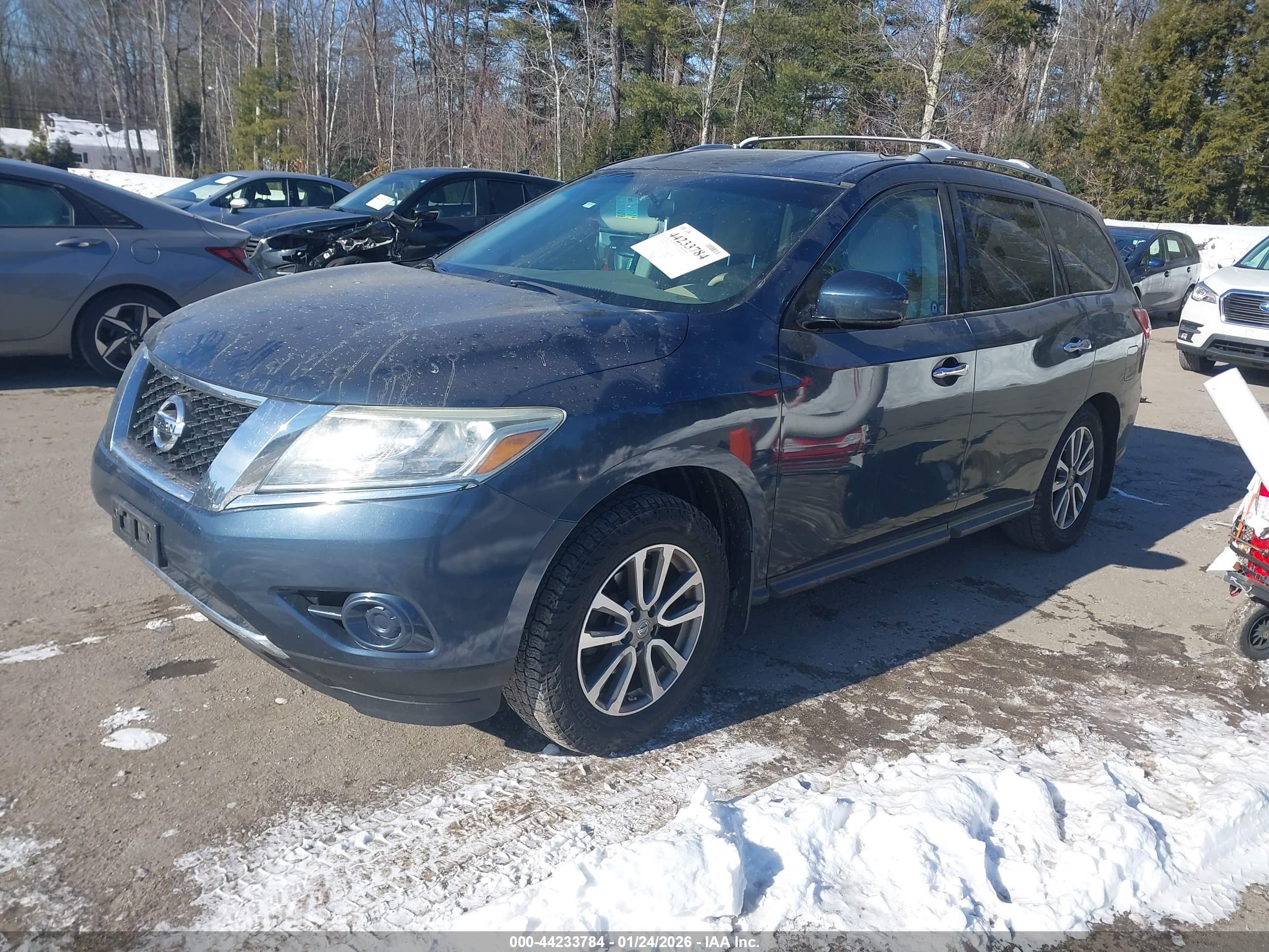 NISSAN PATHFINDER image 2