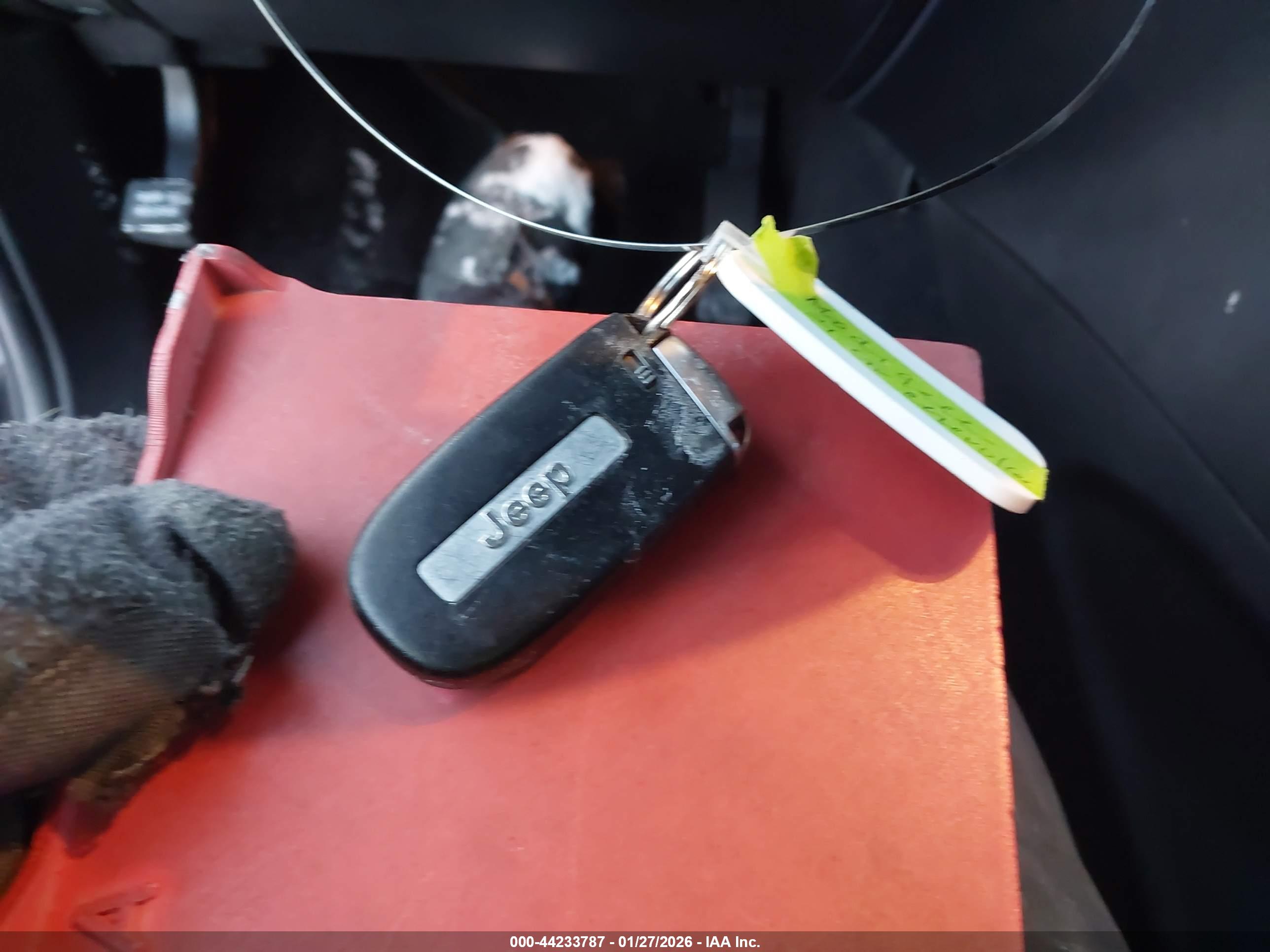JEEP GRAND image 11