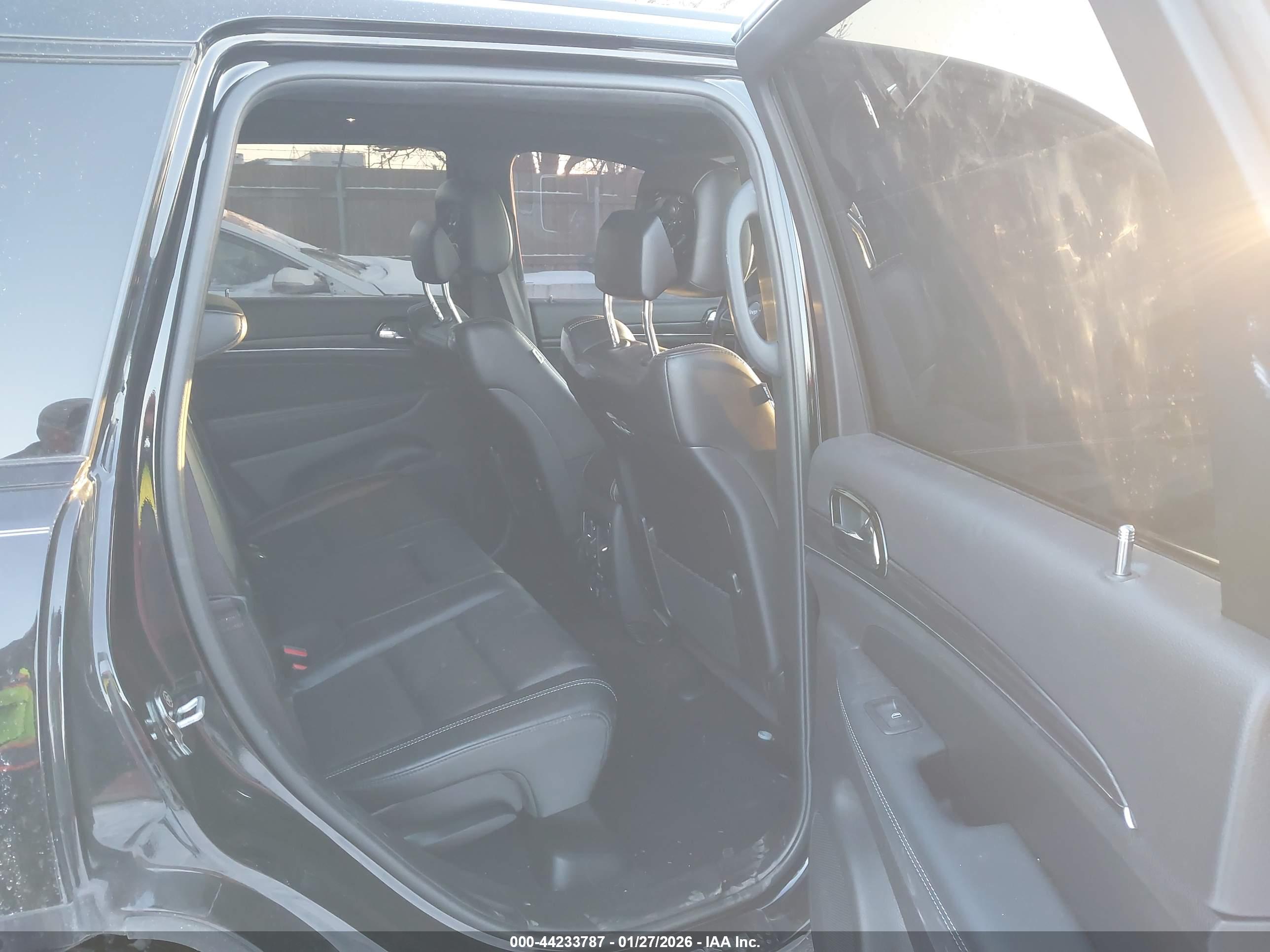 JEEP GRAND image 8