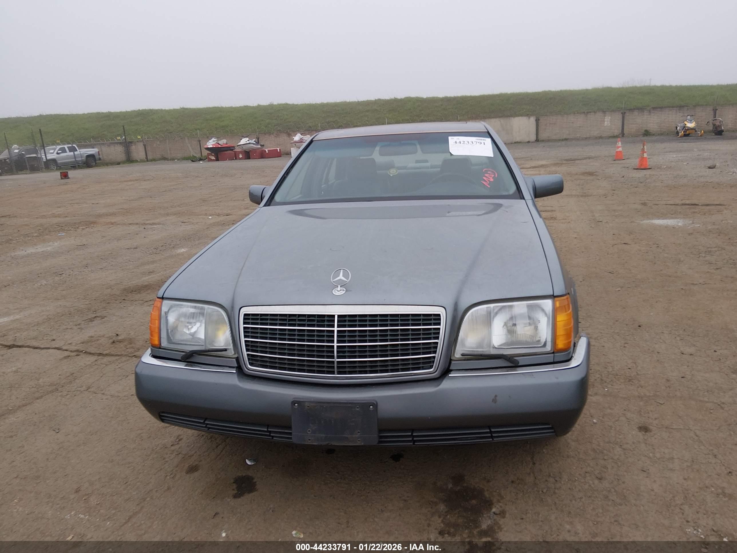 MERCEDES-BENZ 300 image 6