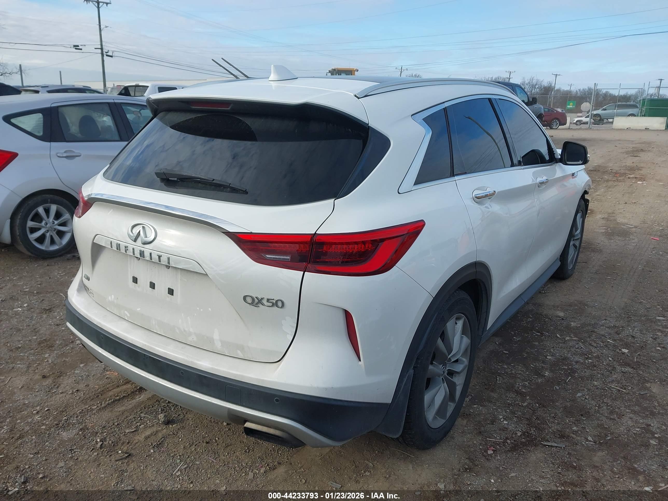 INFINITI QX50 image 4