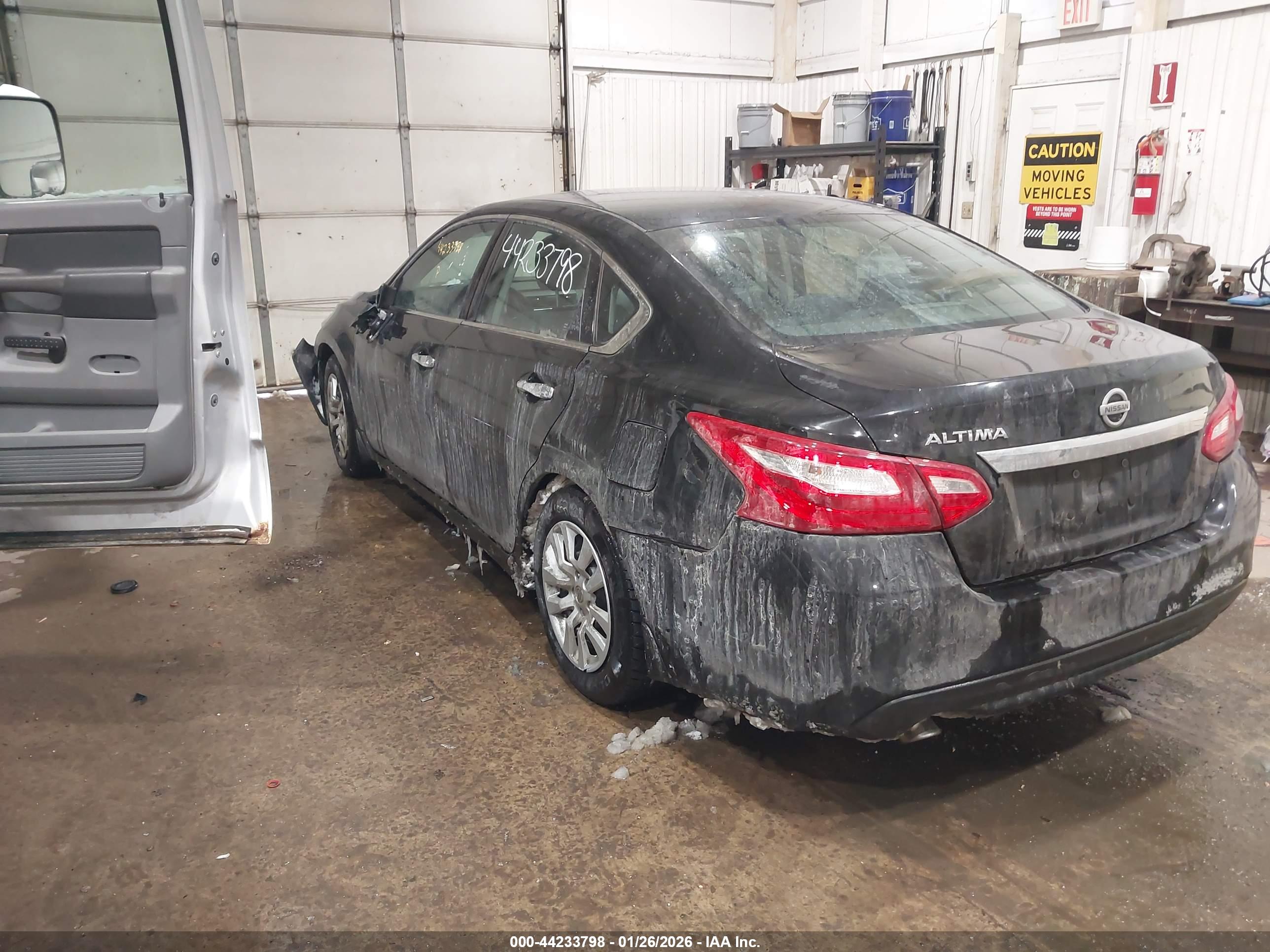 NISSAN ALTIMA image 3
