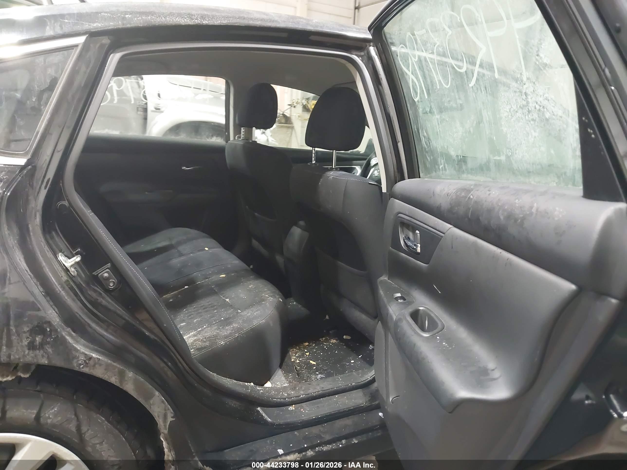 NISSAN ALTIMA image 8