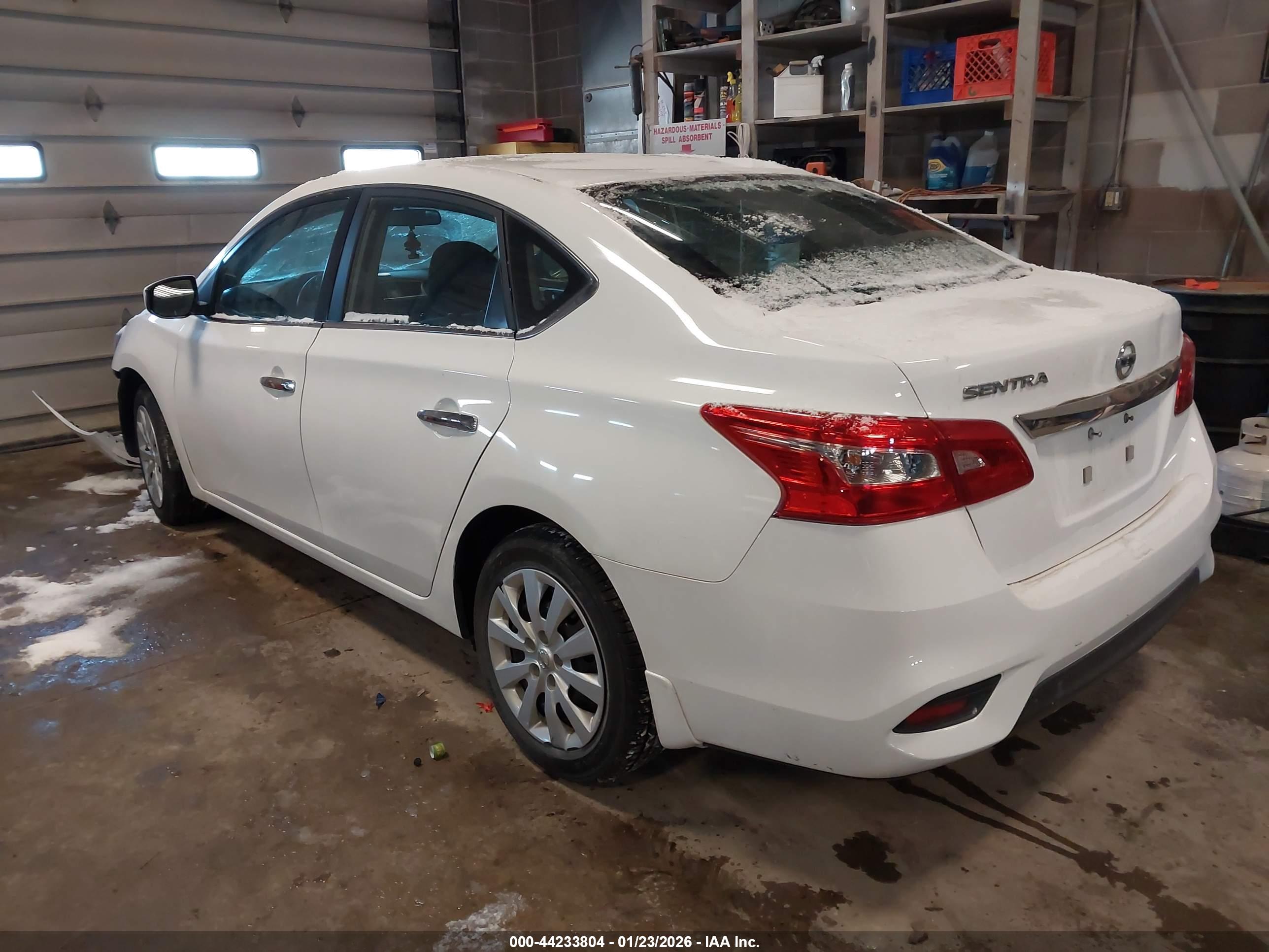 NISSAN SENTRA image 3