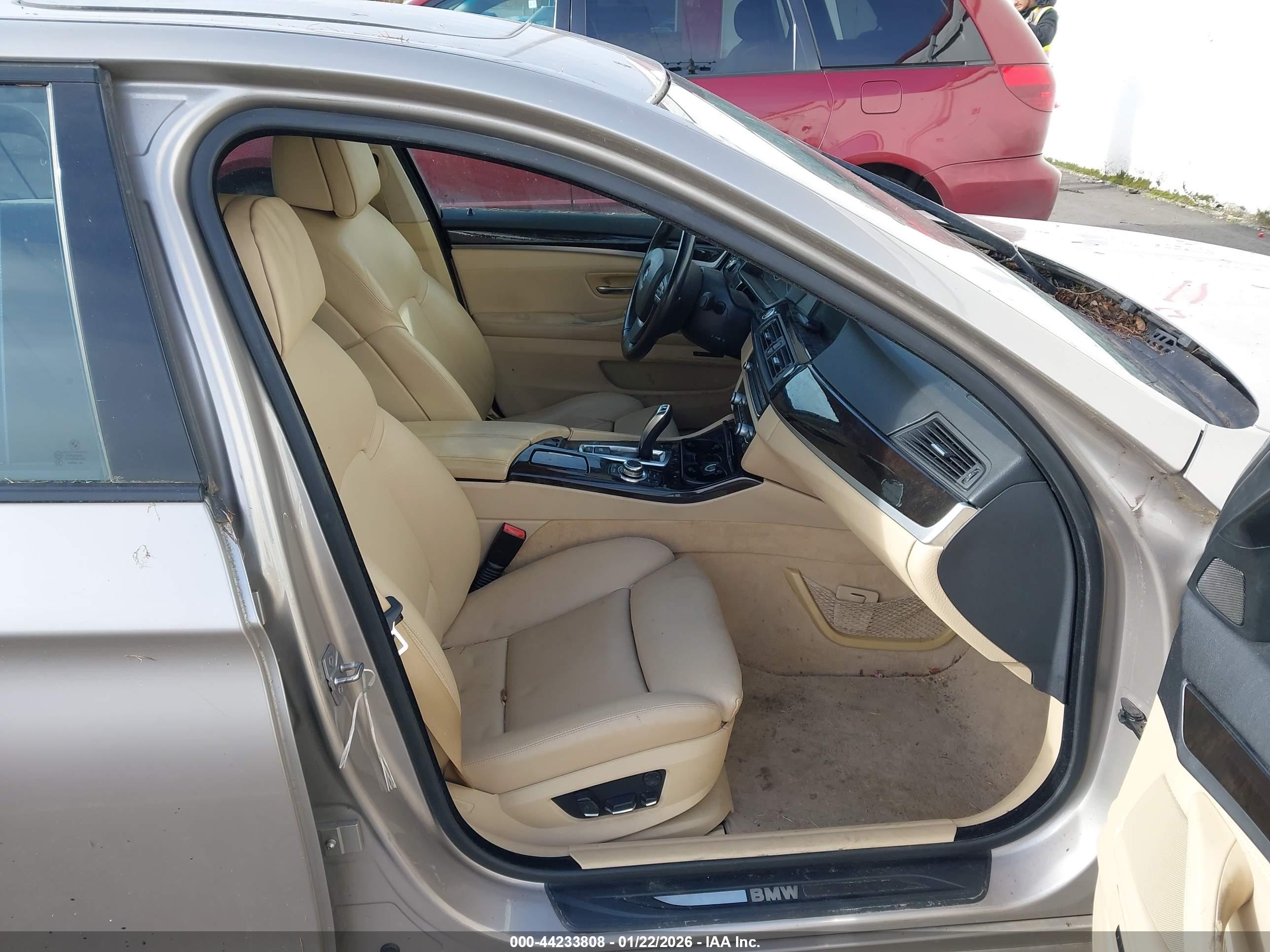 BMW 535I image 5