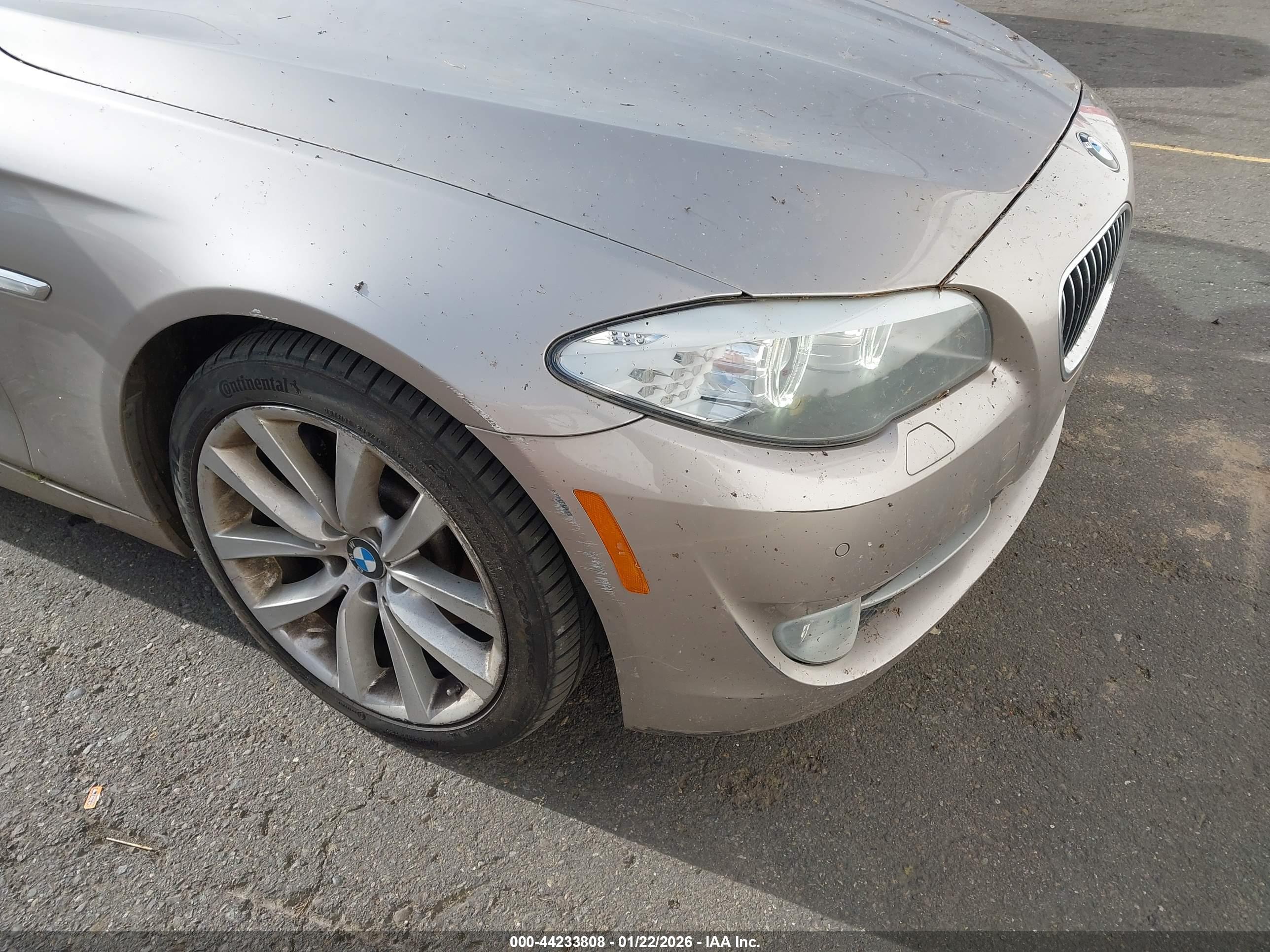BMW 535I image 6