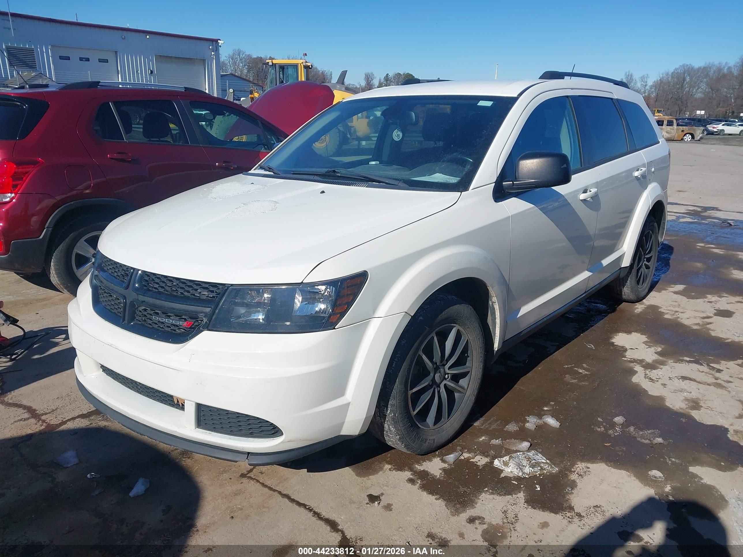 DODGE JOURNEY image 2