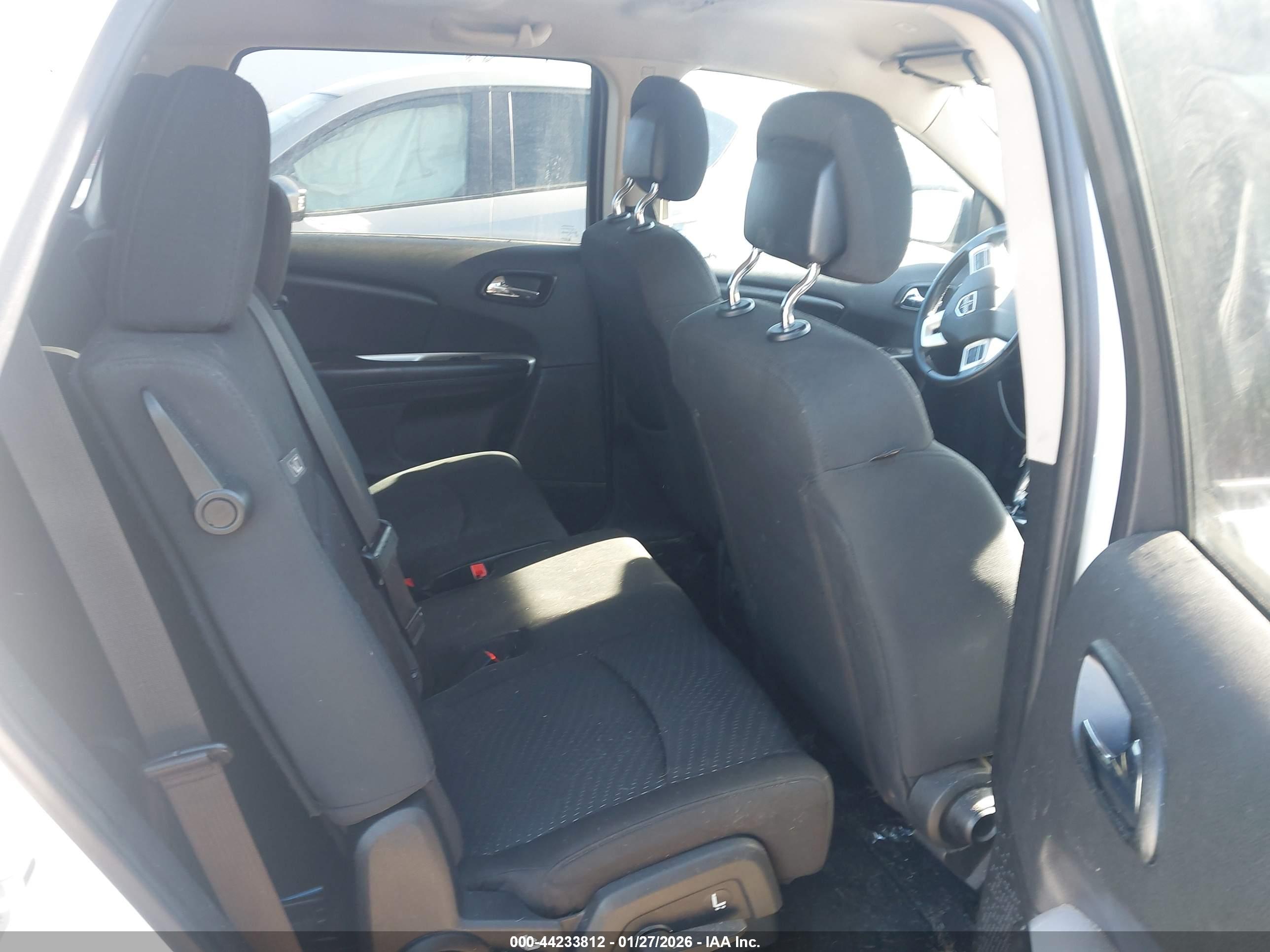 DODGE JOURNEY image 8