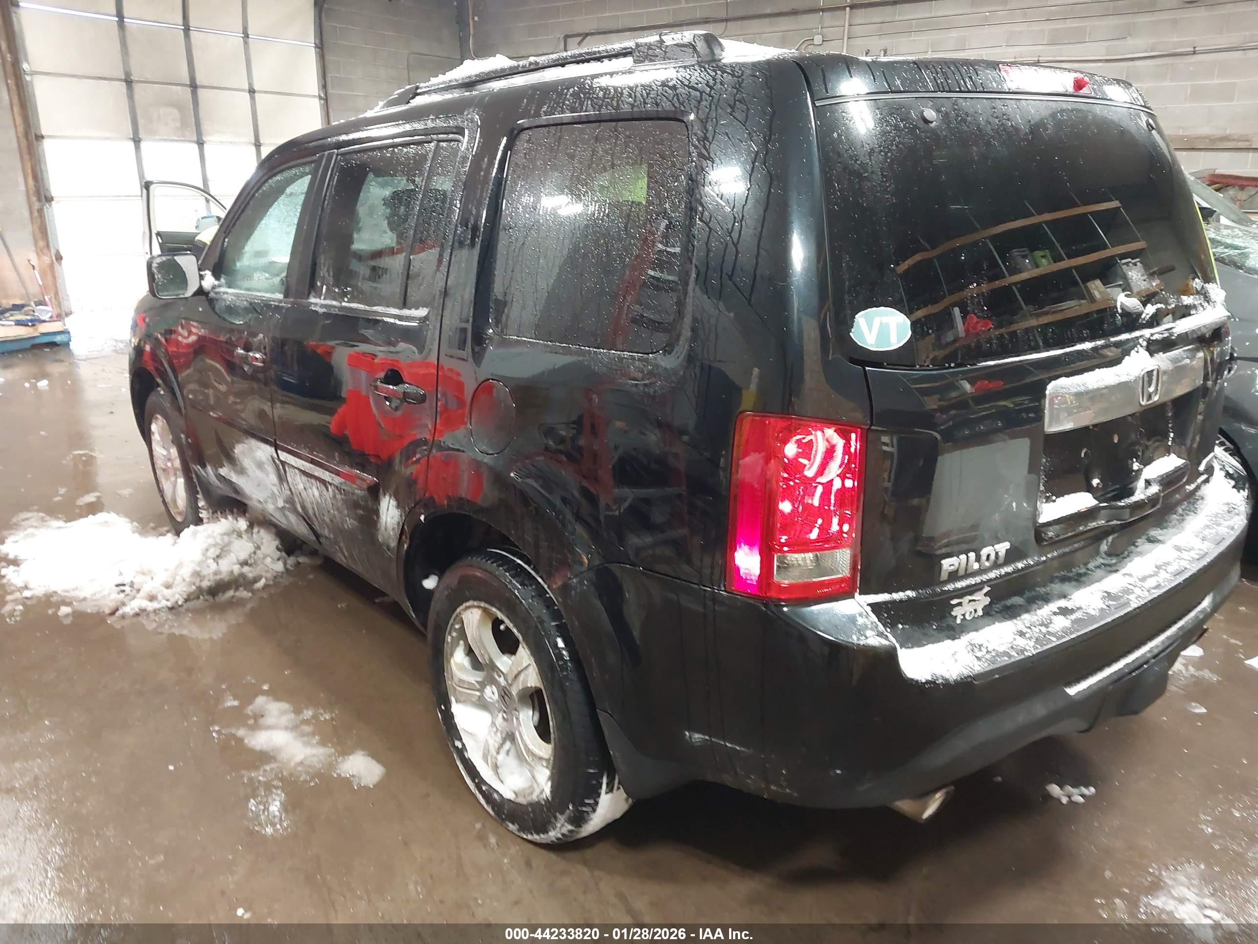 HONDA PILOT image 3