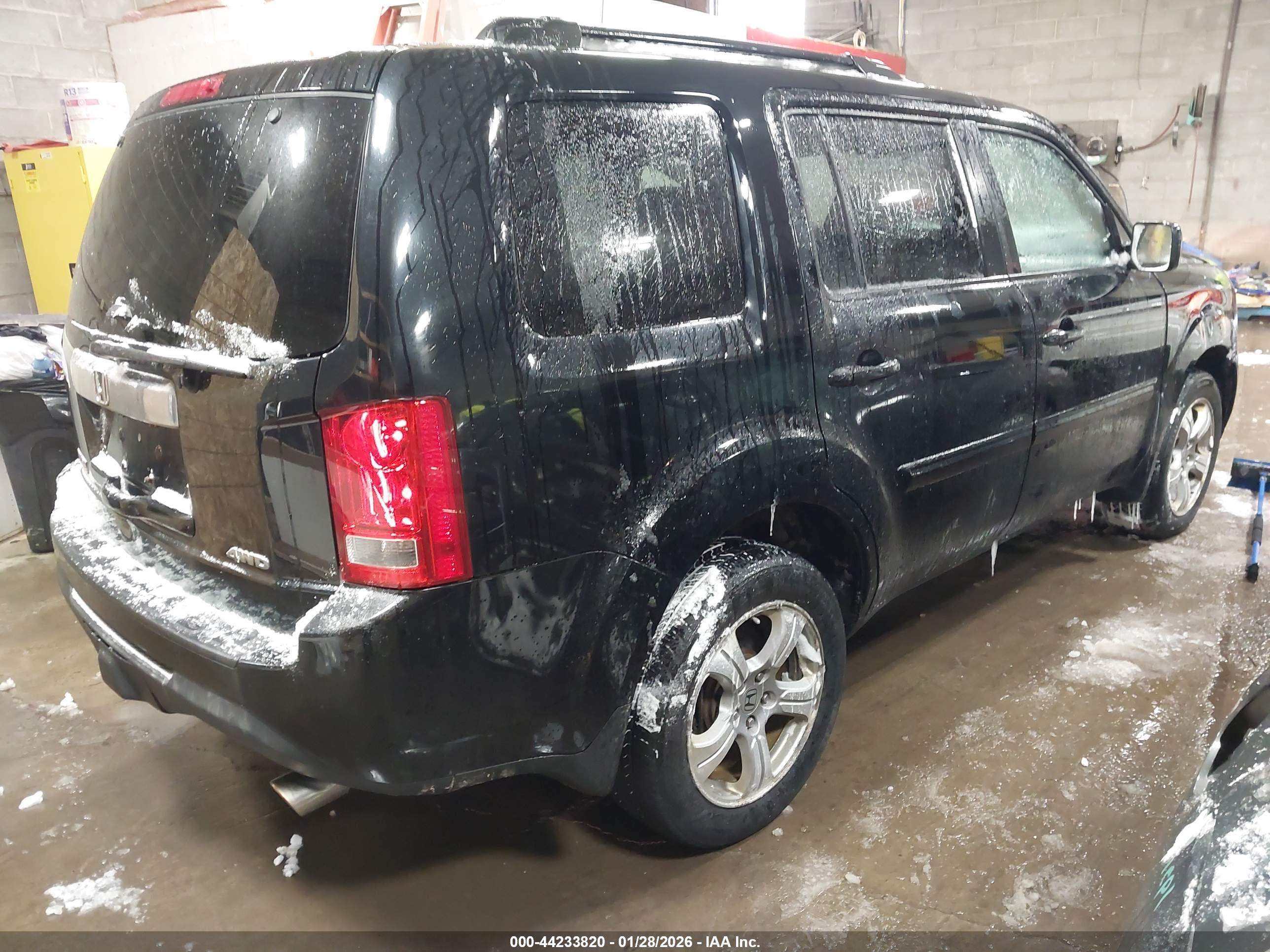 HONDA PILOT image 4