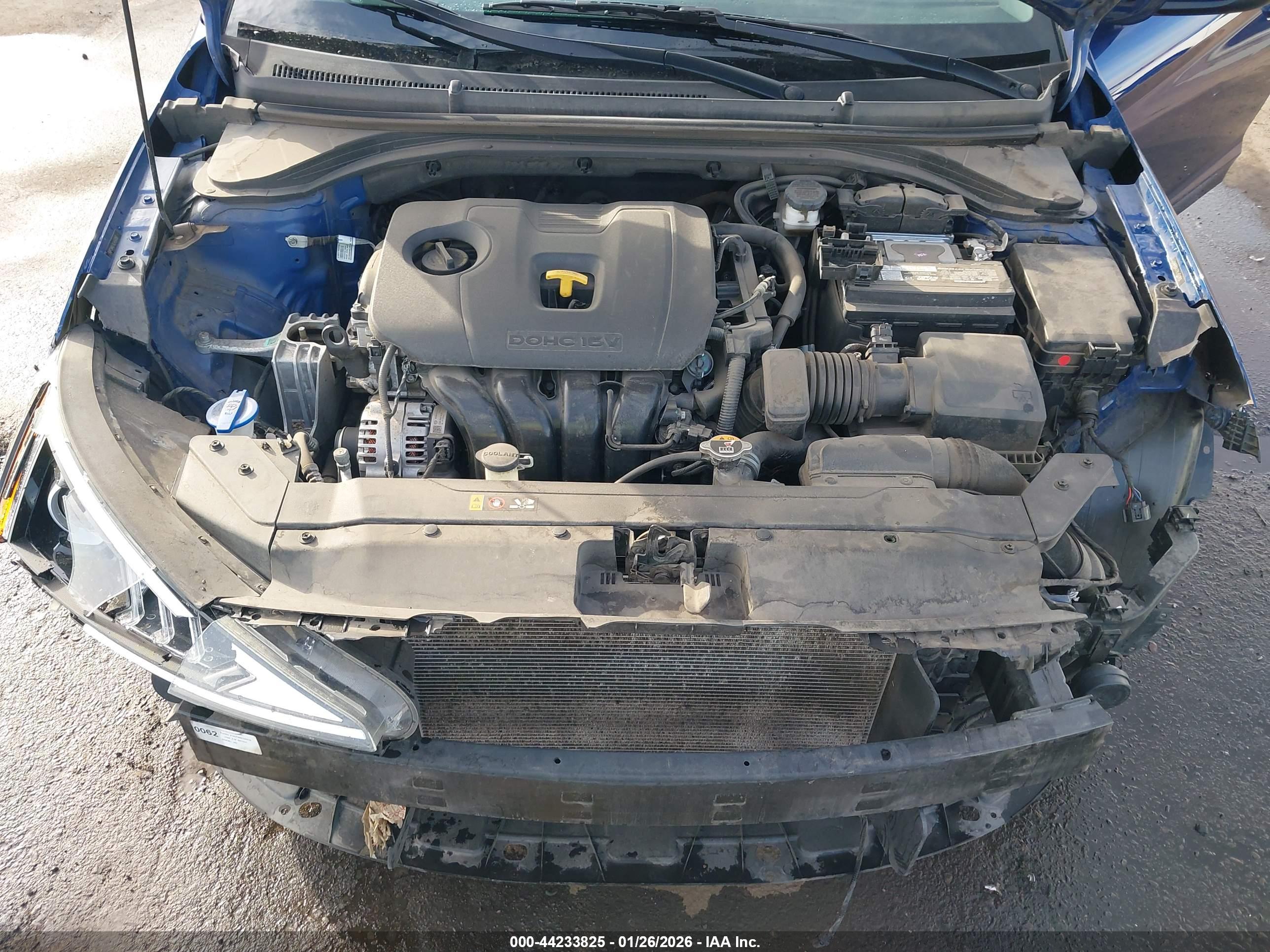 HYUNDAI ELANTRA image 10