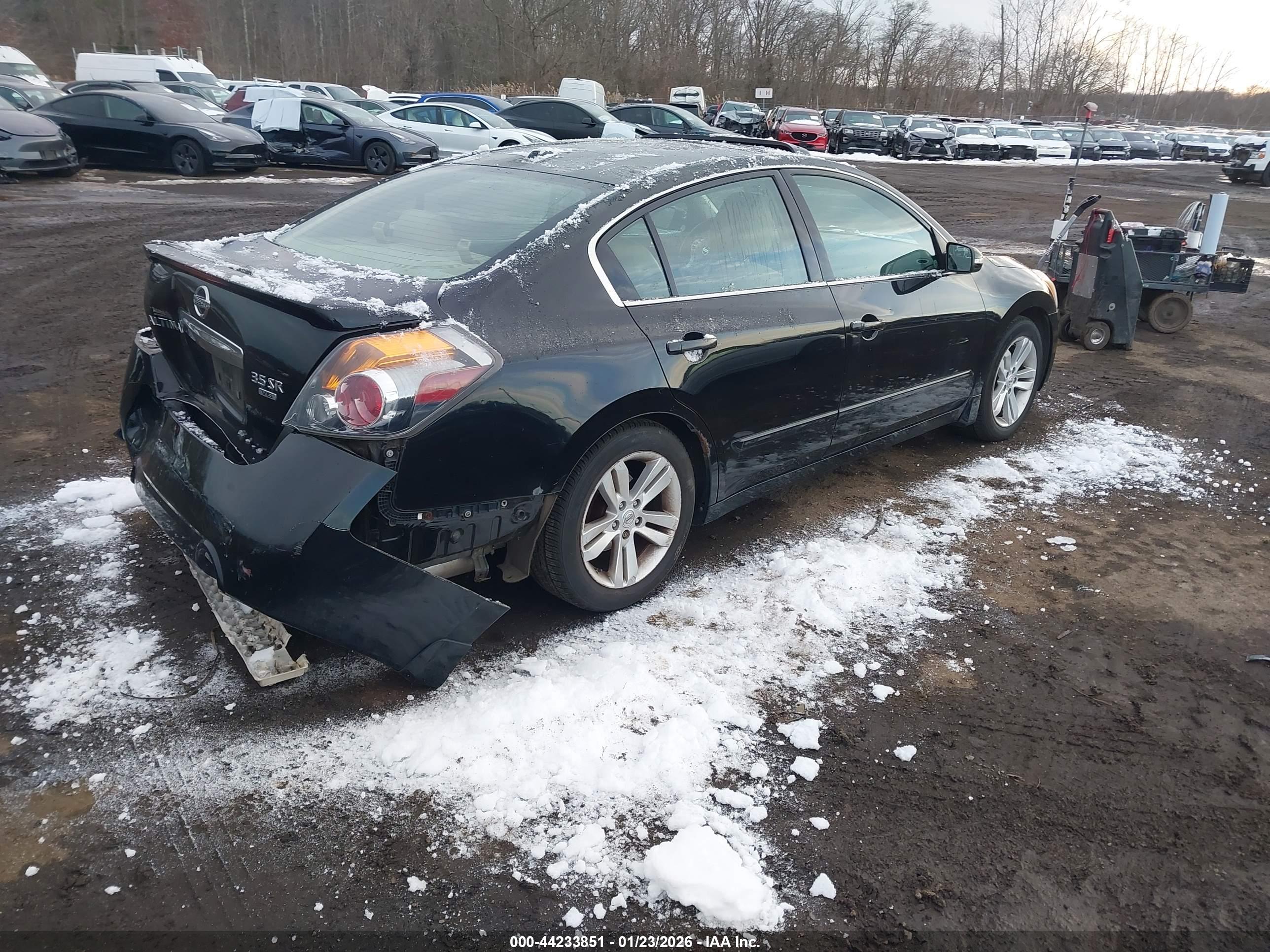 NISSAN ALTIMA image 4