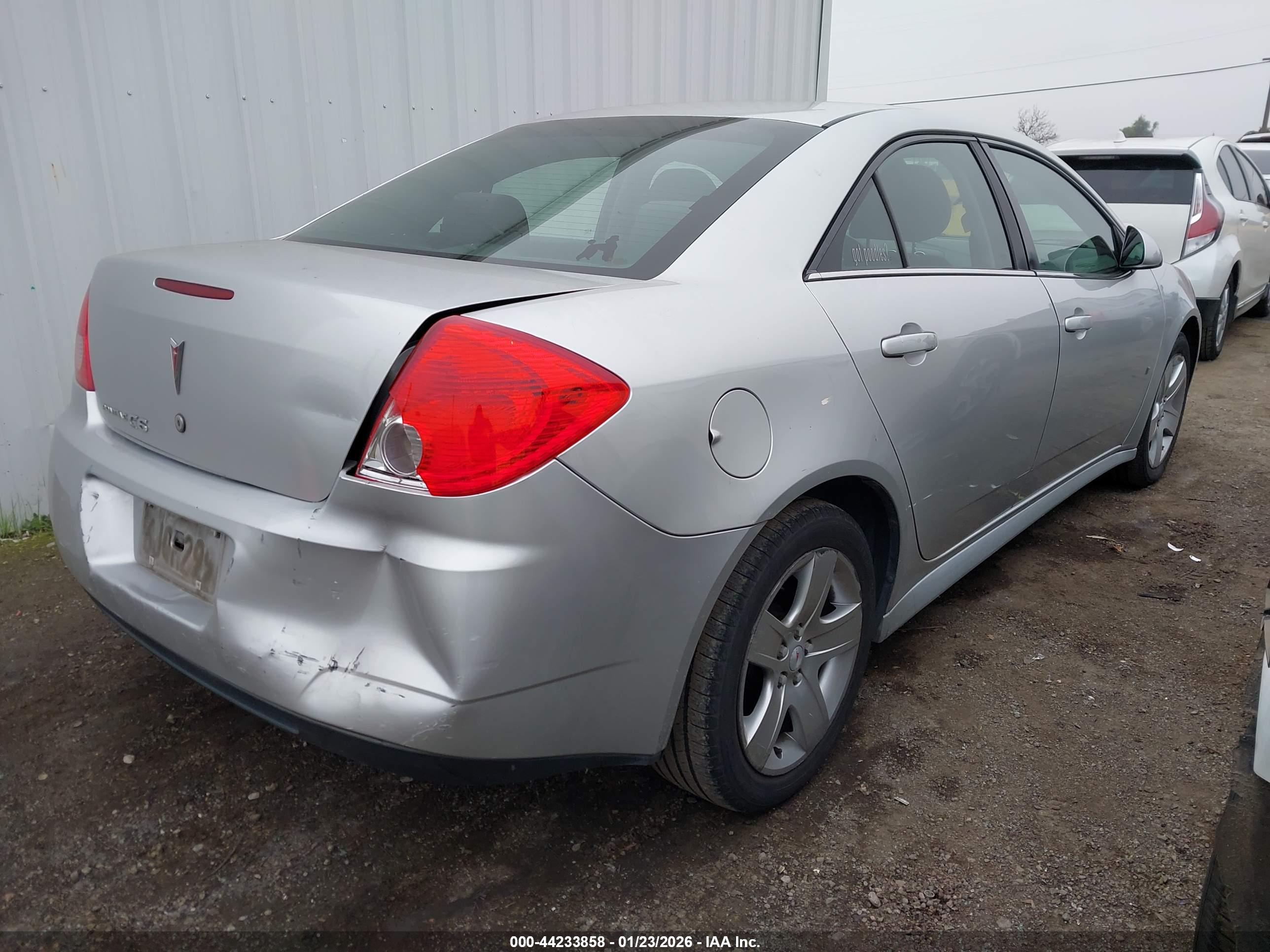 PONTIAC G6 image 4