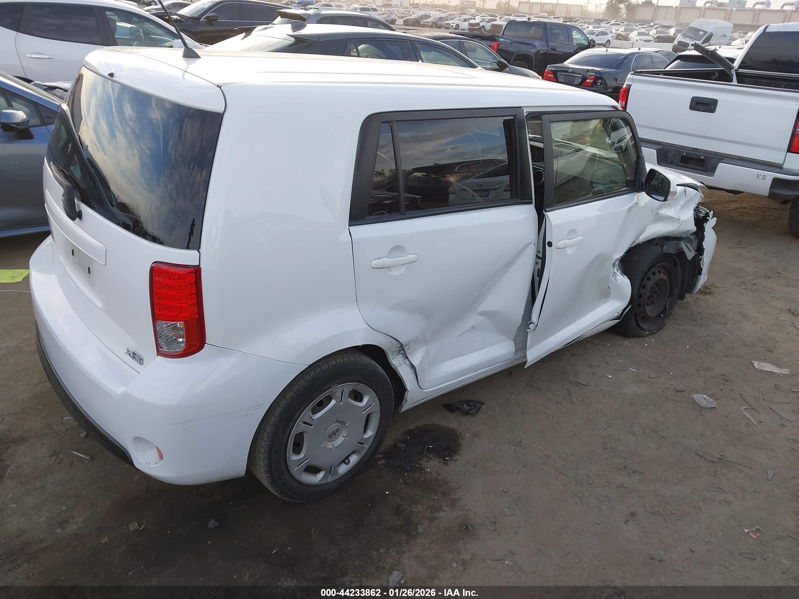 SCION XB image 4