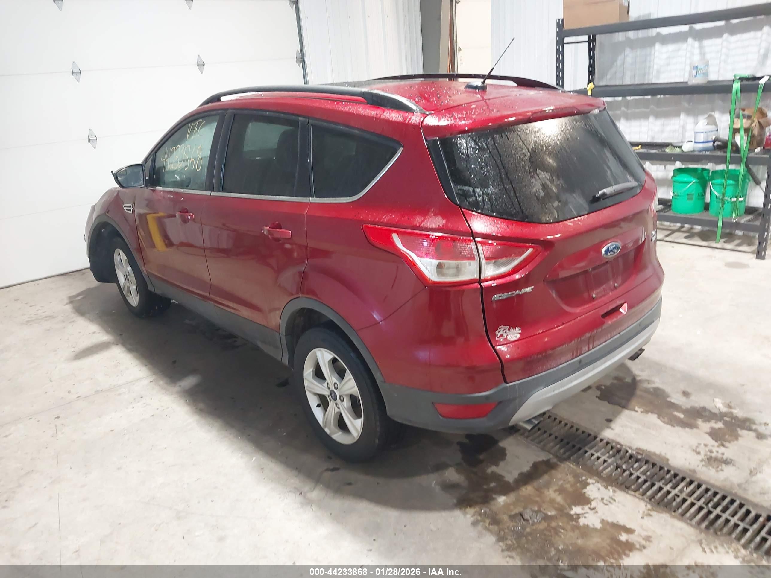FORD ESCAPE image 3