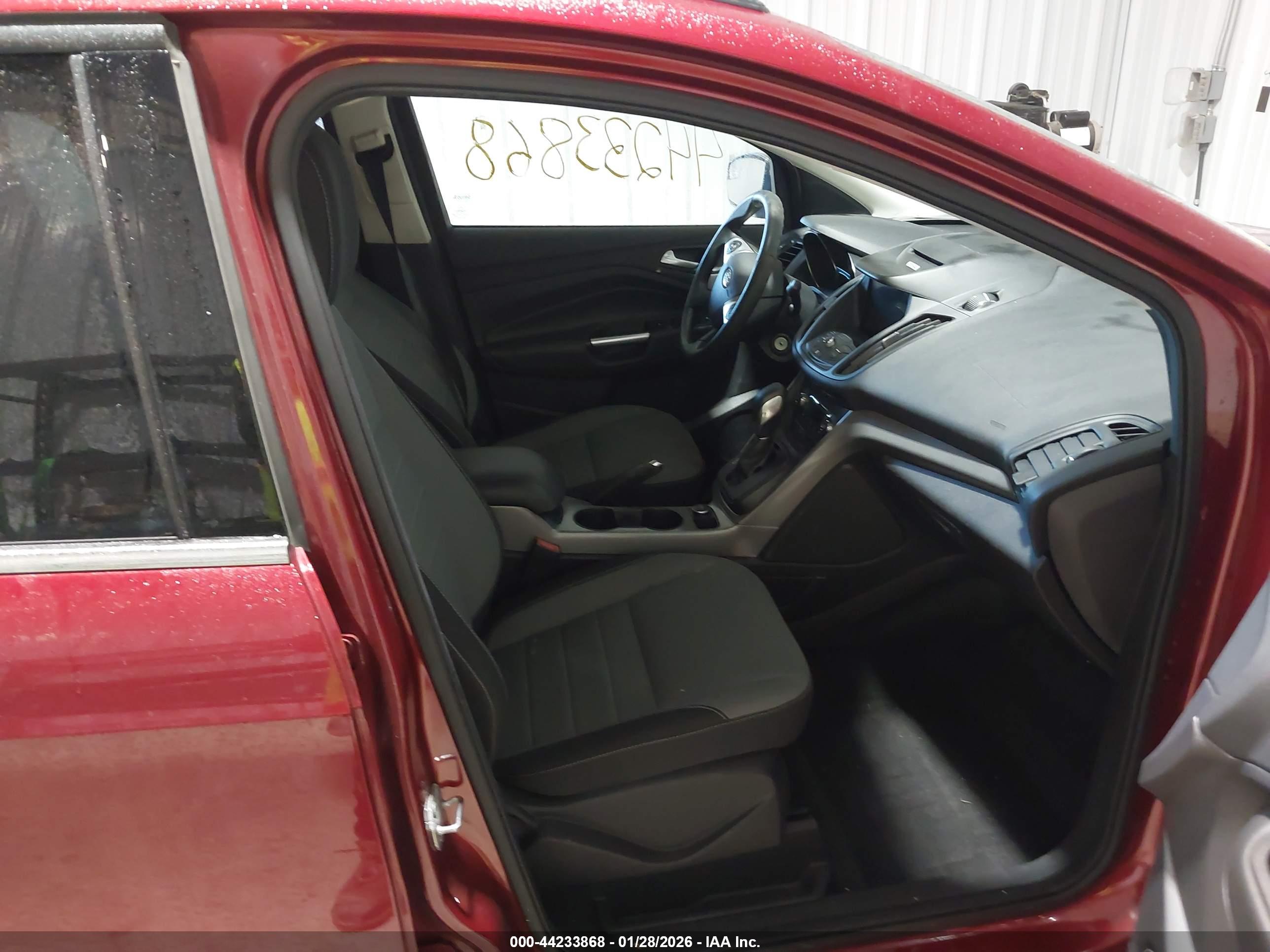 FORD ESCAPE image 5