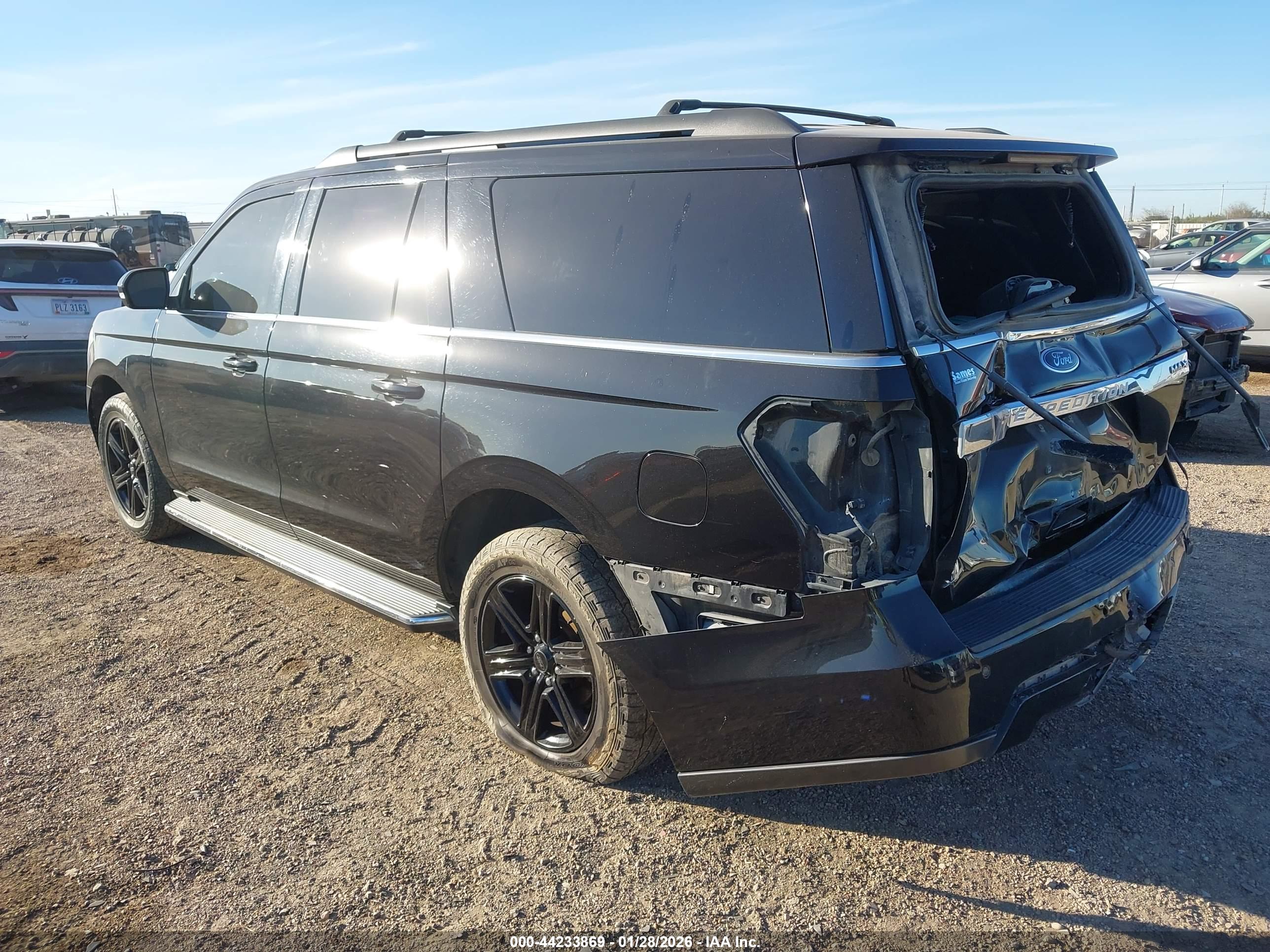 FORD EXPEDITION image 3