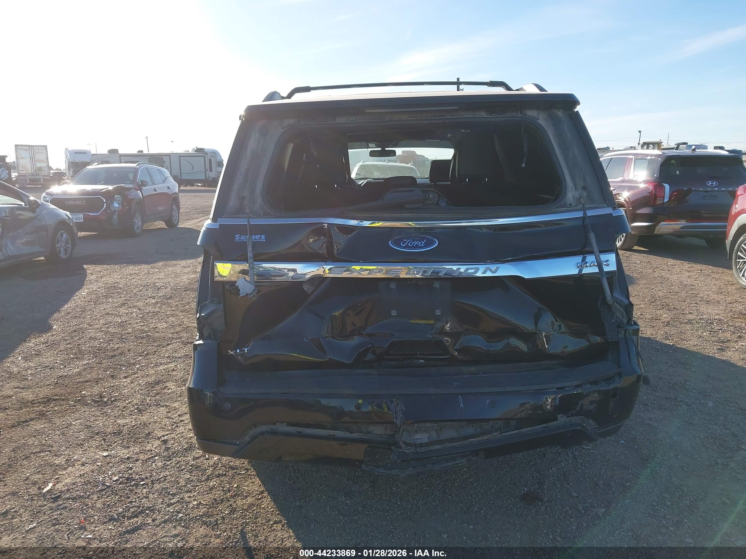 FORD EXPEDITION image 6