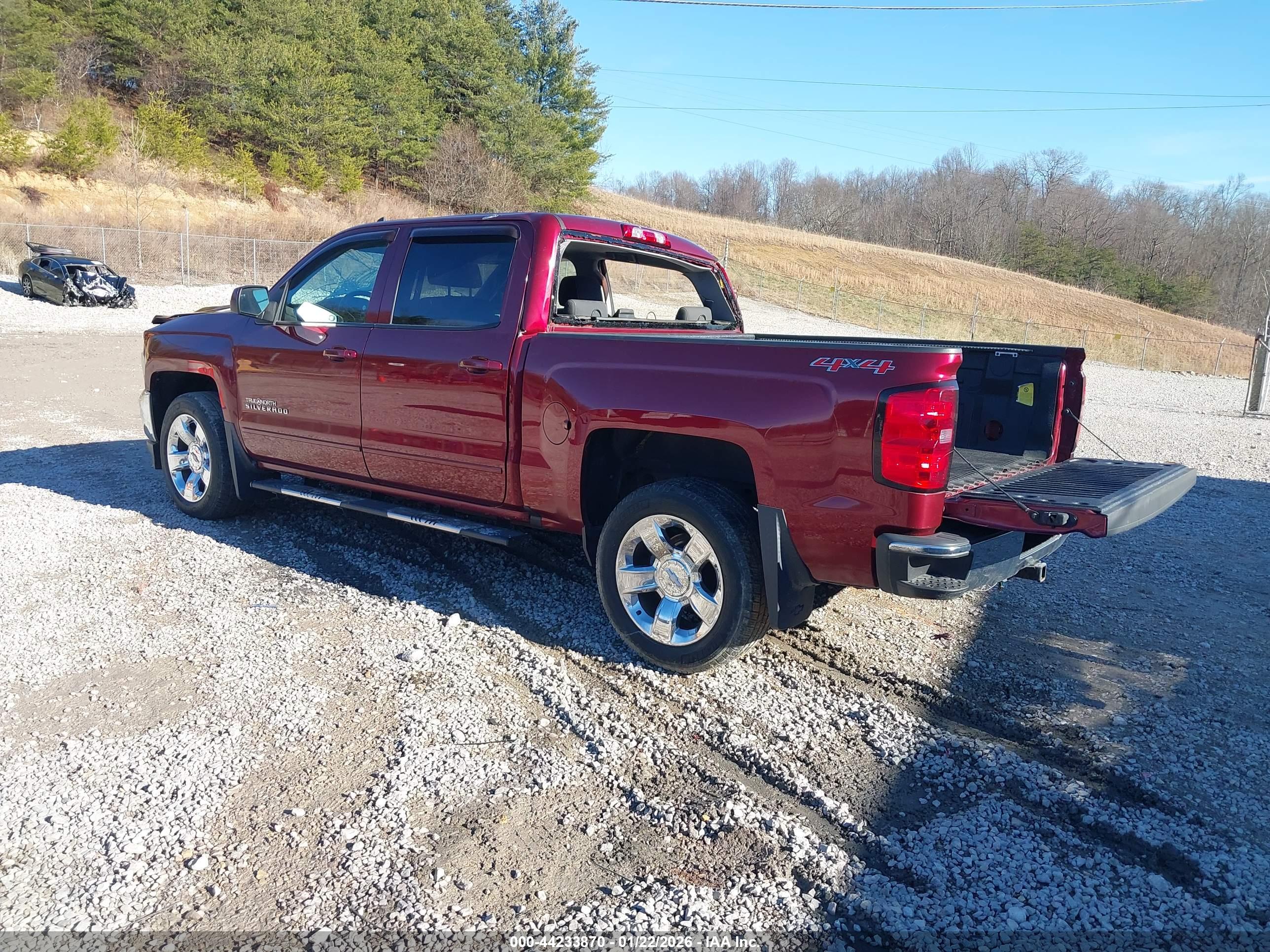 CHEVROLET SILVERADO image 3