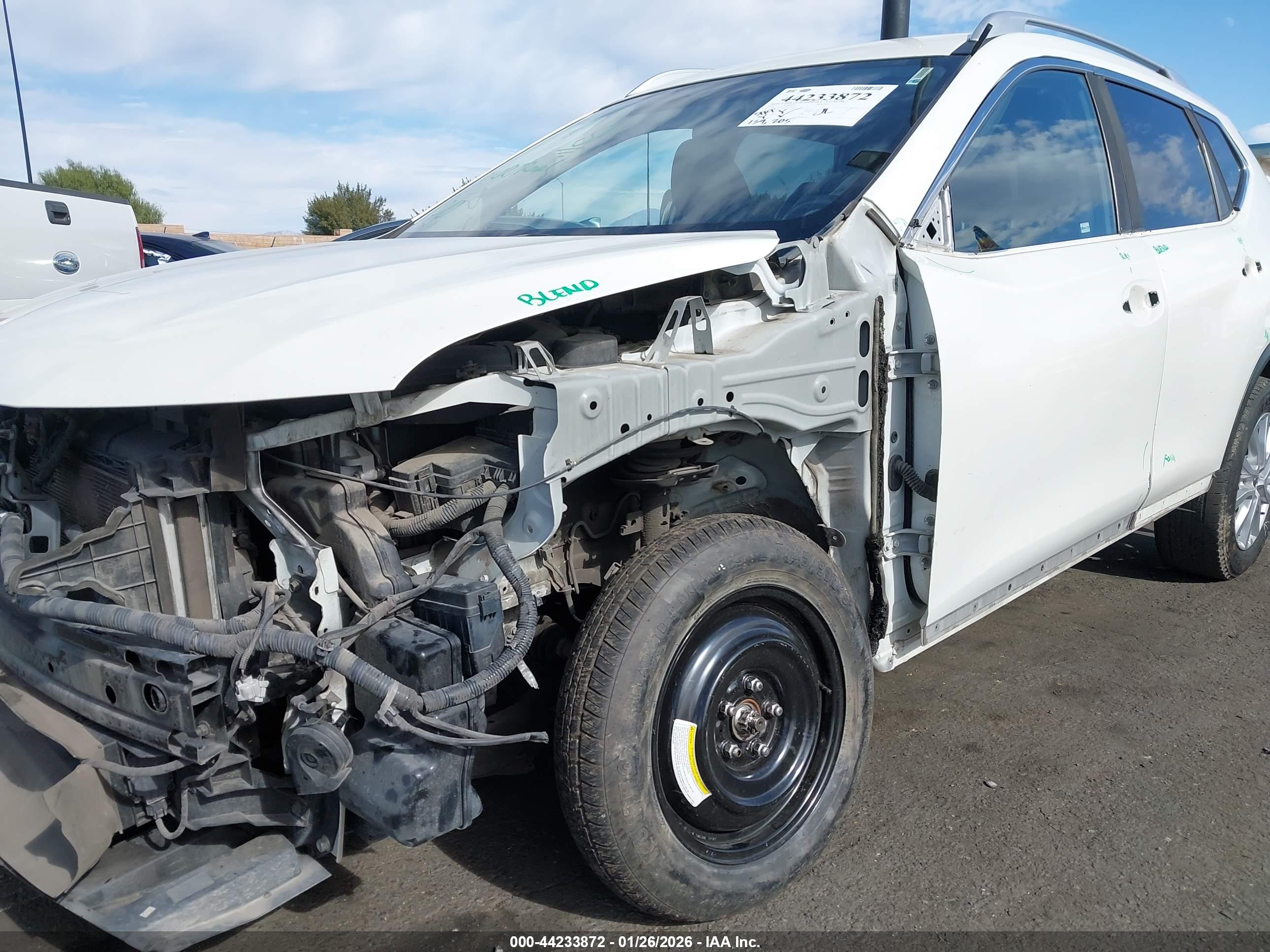 NISSAN ROGUE image 6