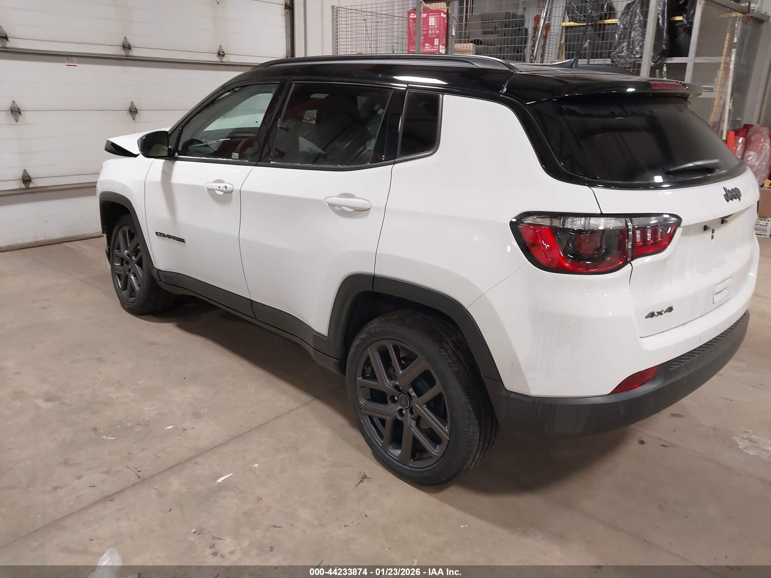 JEEP COMPASS image 3