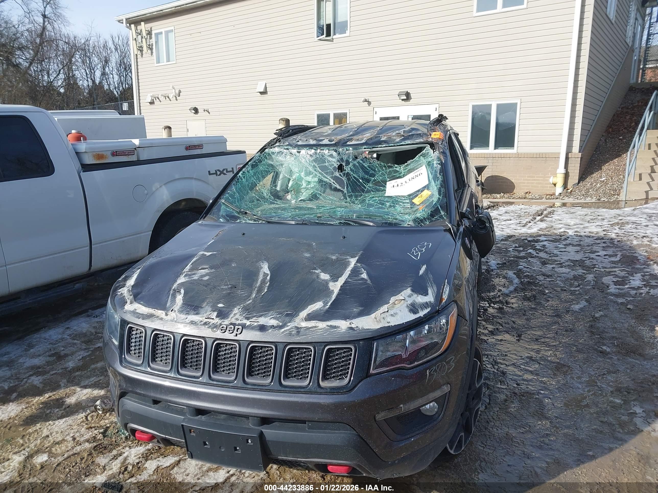 JEEP COMPASS image 6