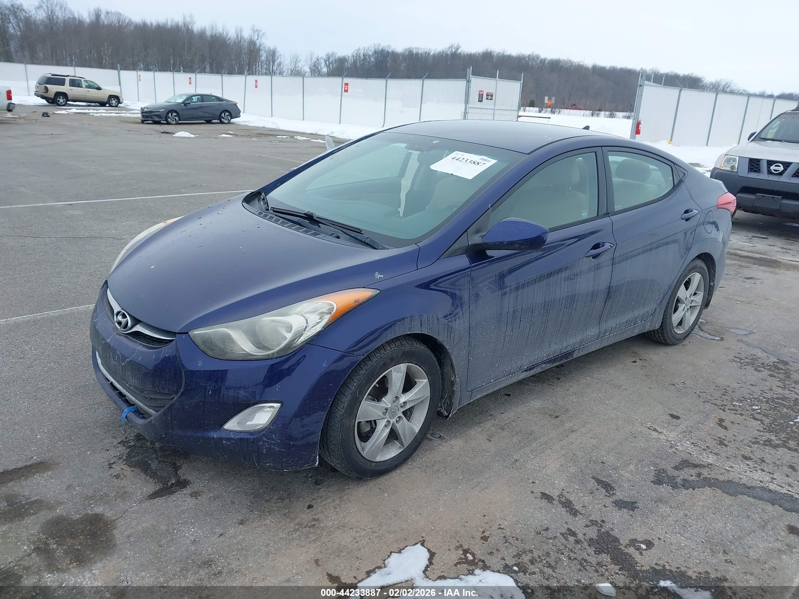 HYUNDAI ELANTRA image 2