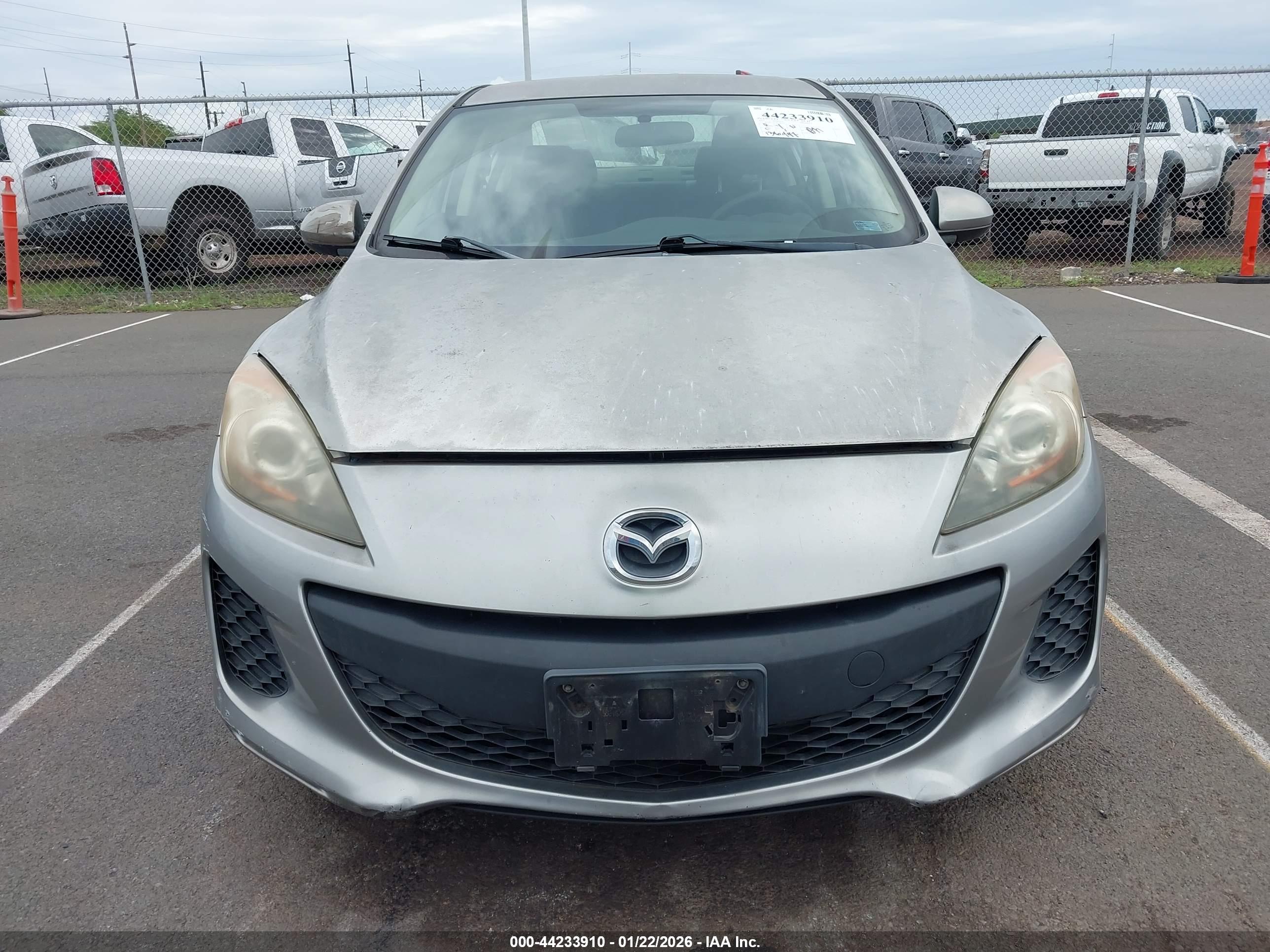 MAZDA MAZDA3 image 6