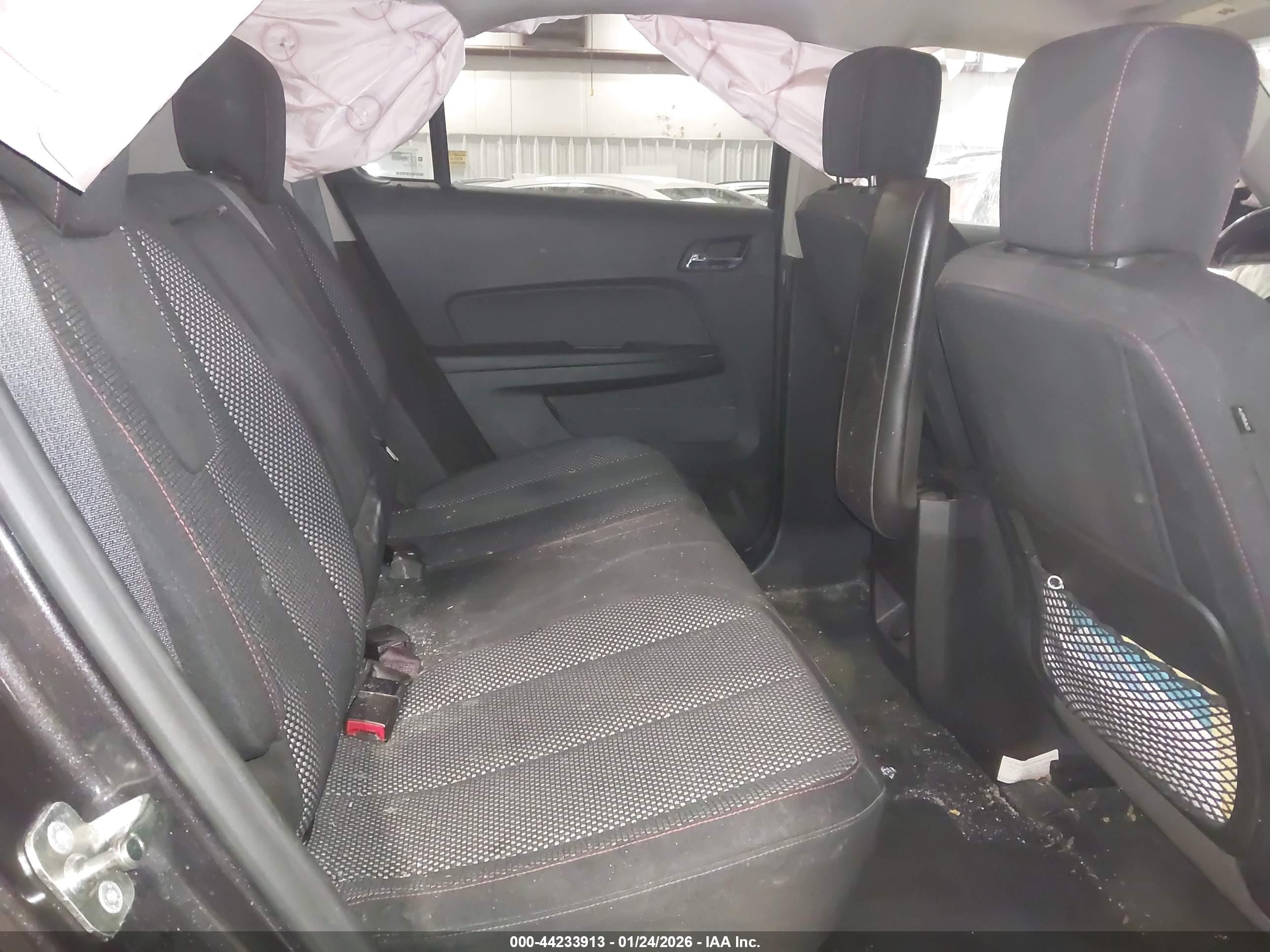 CHEVROLET EQUINOX image 8
