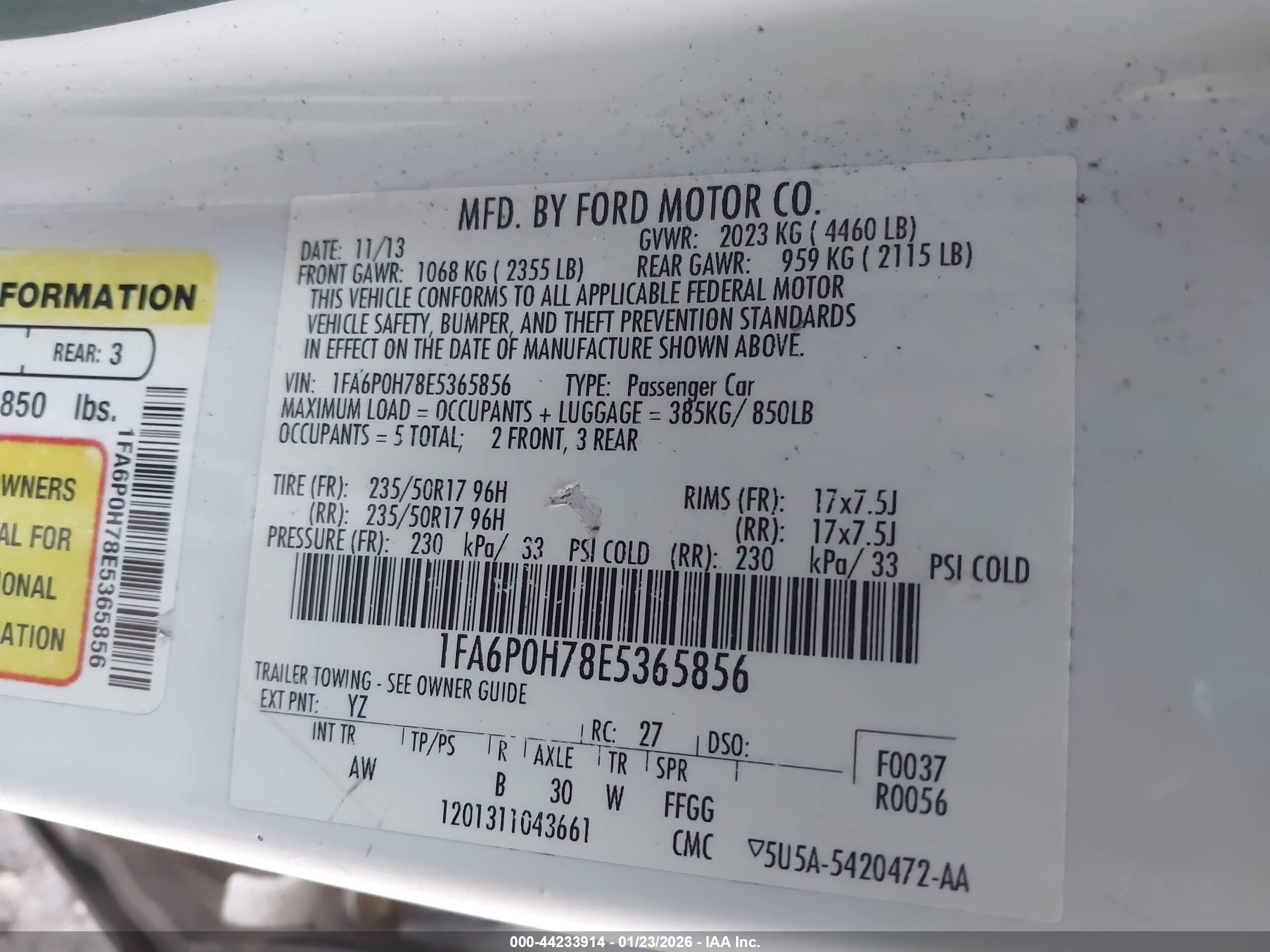 FORD FUSION image 9