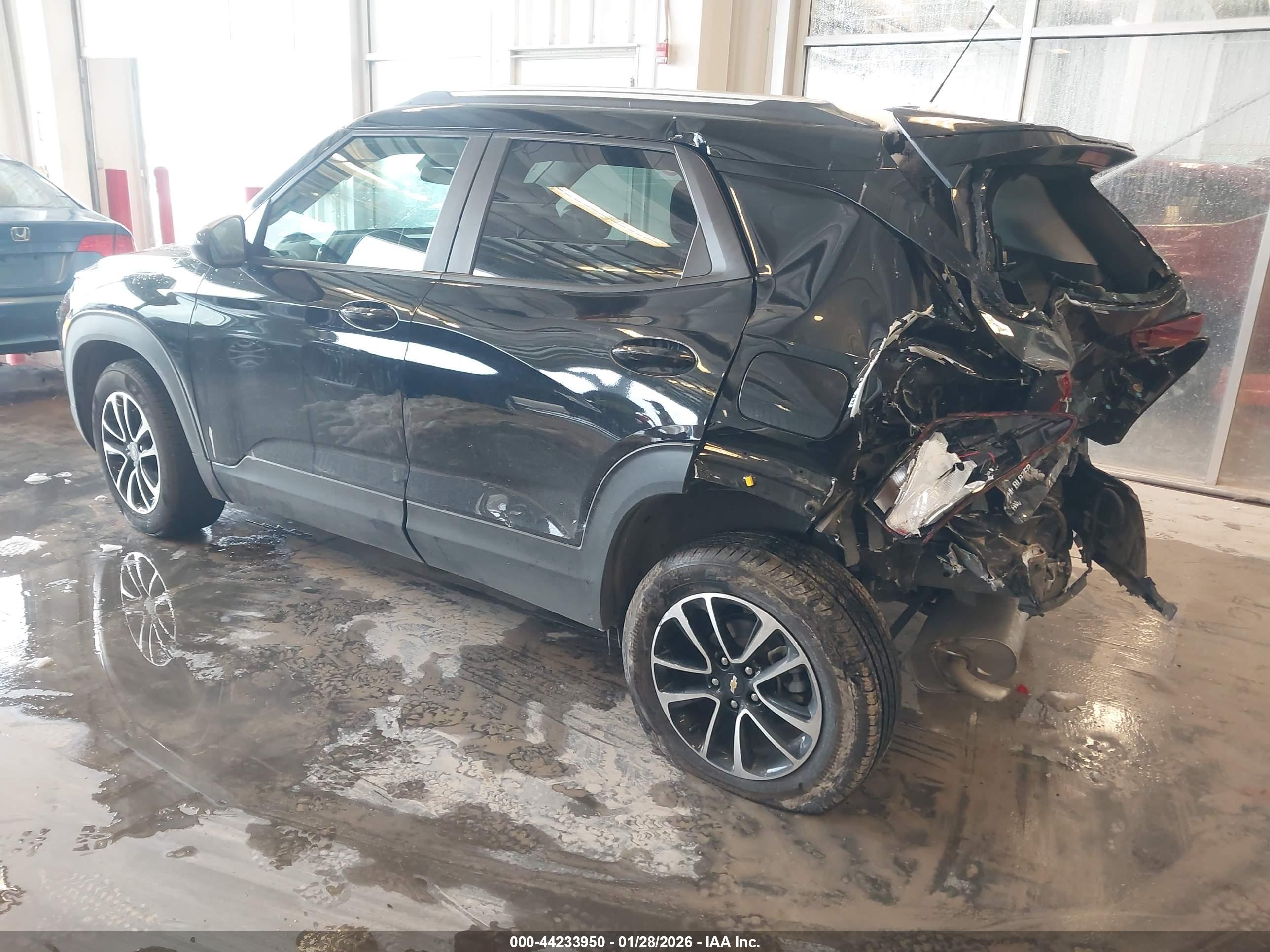 CHEVROLET TRAILBLAZER image 3