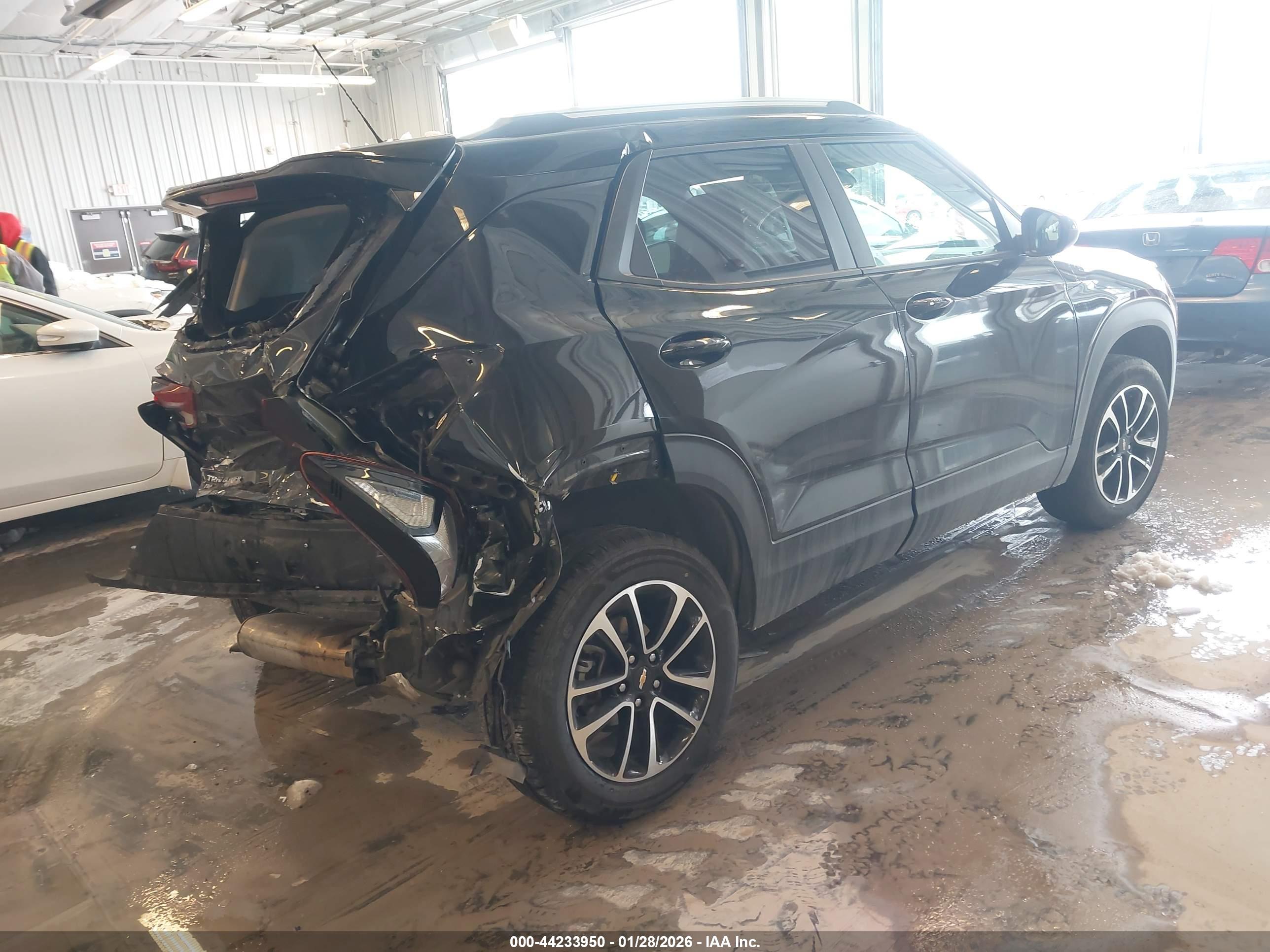 CHEVROLET TRAILBLAZER image 4
