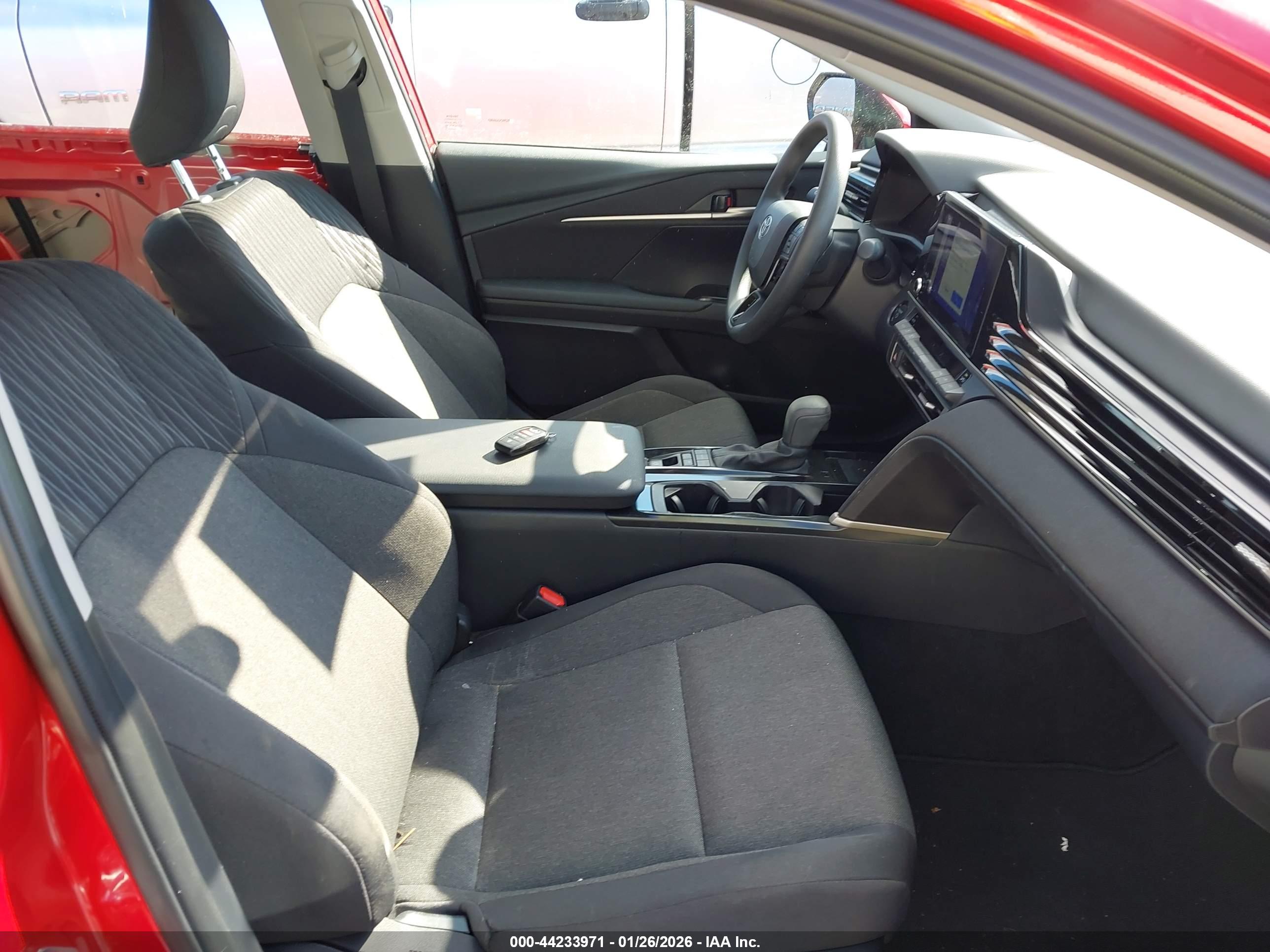 TOYOTA CAMRY image 5
