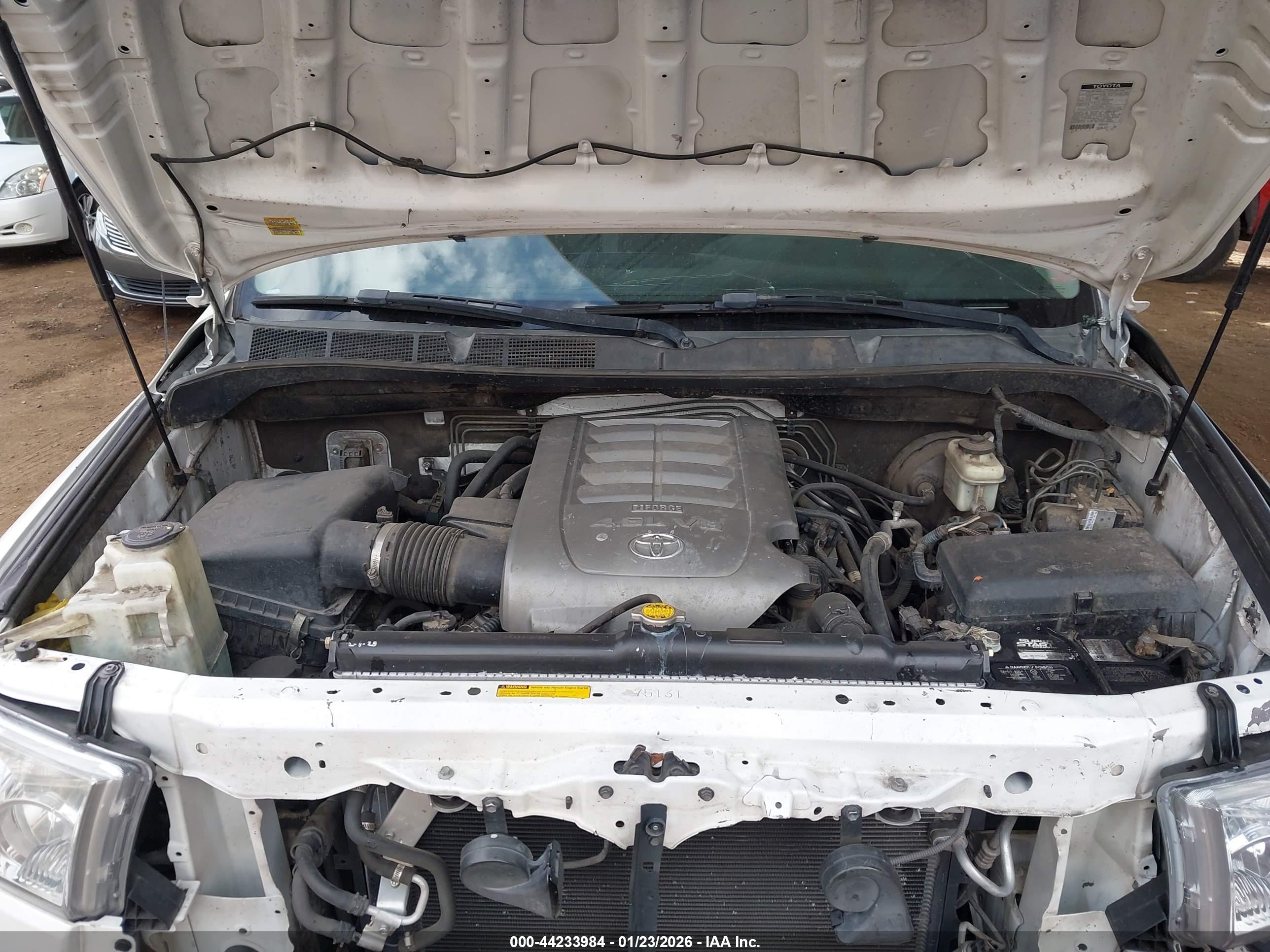 TOYOTA TUNDRA image 10