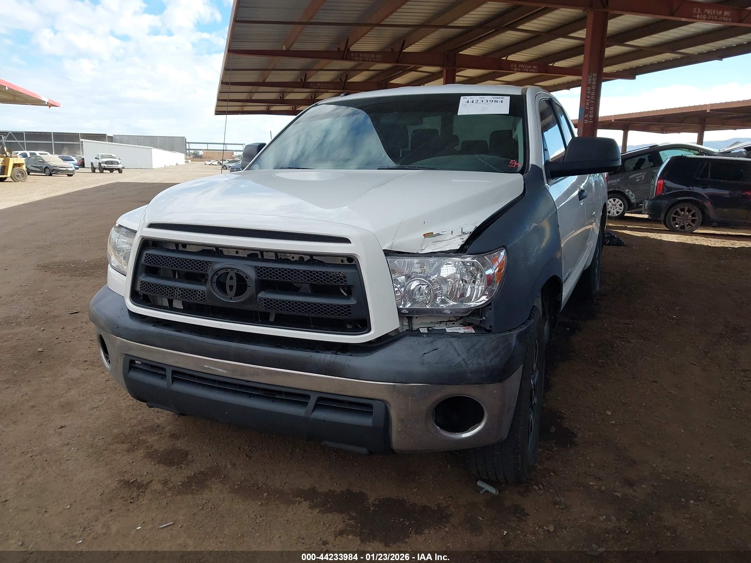 TOYOTA TUNDRA image 6