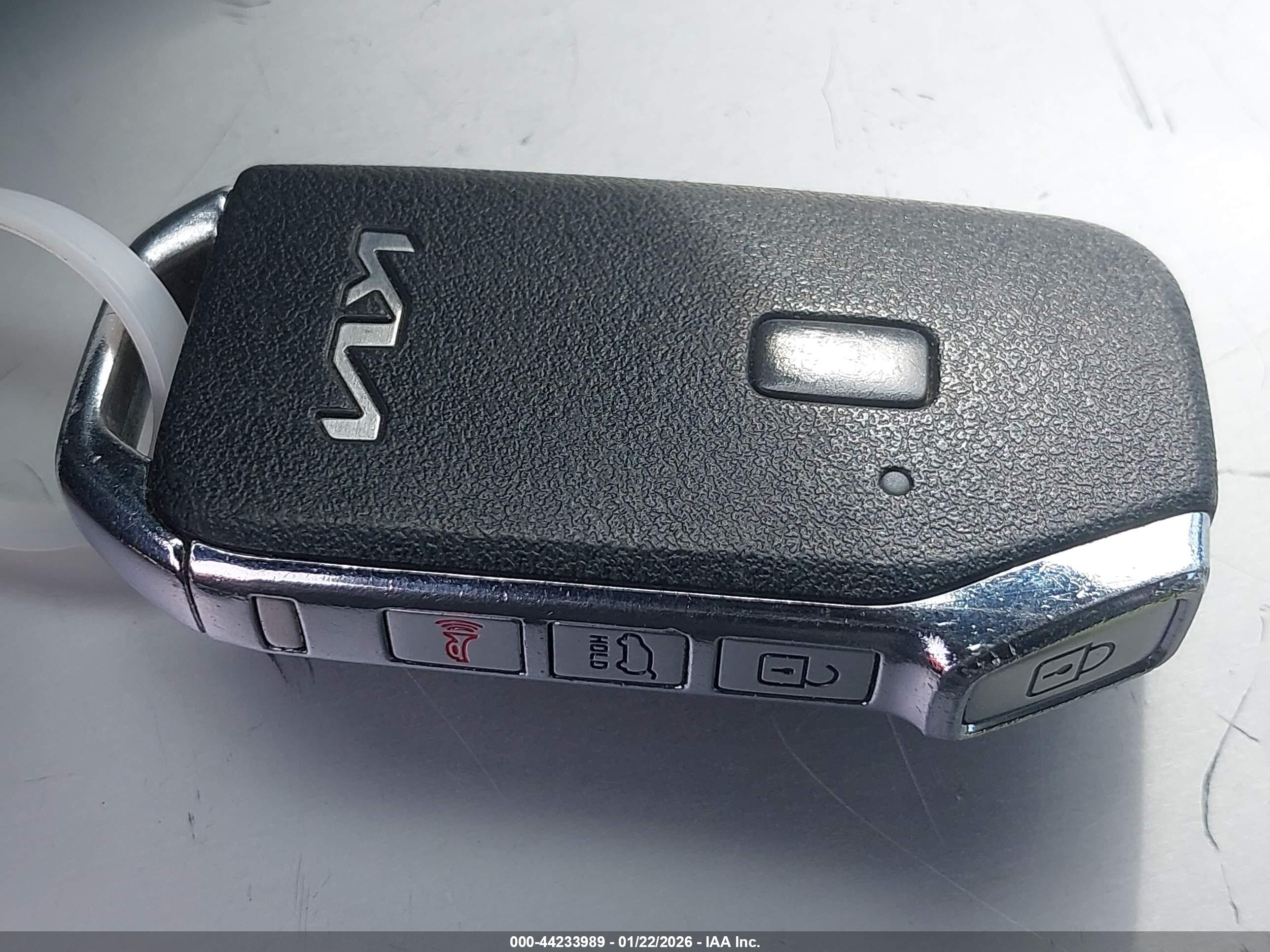 KIA NIRO image 11