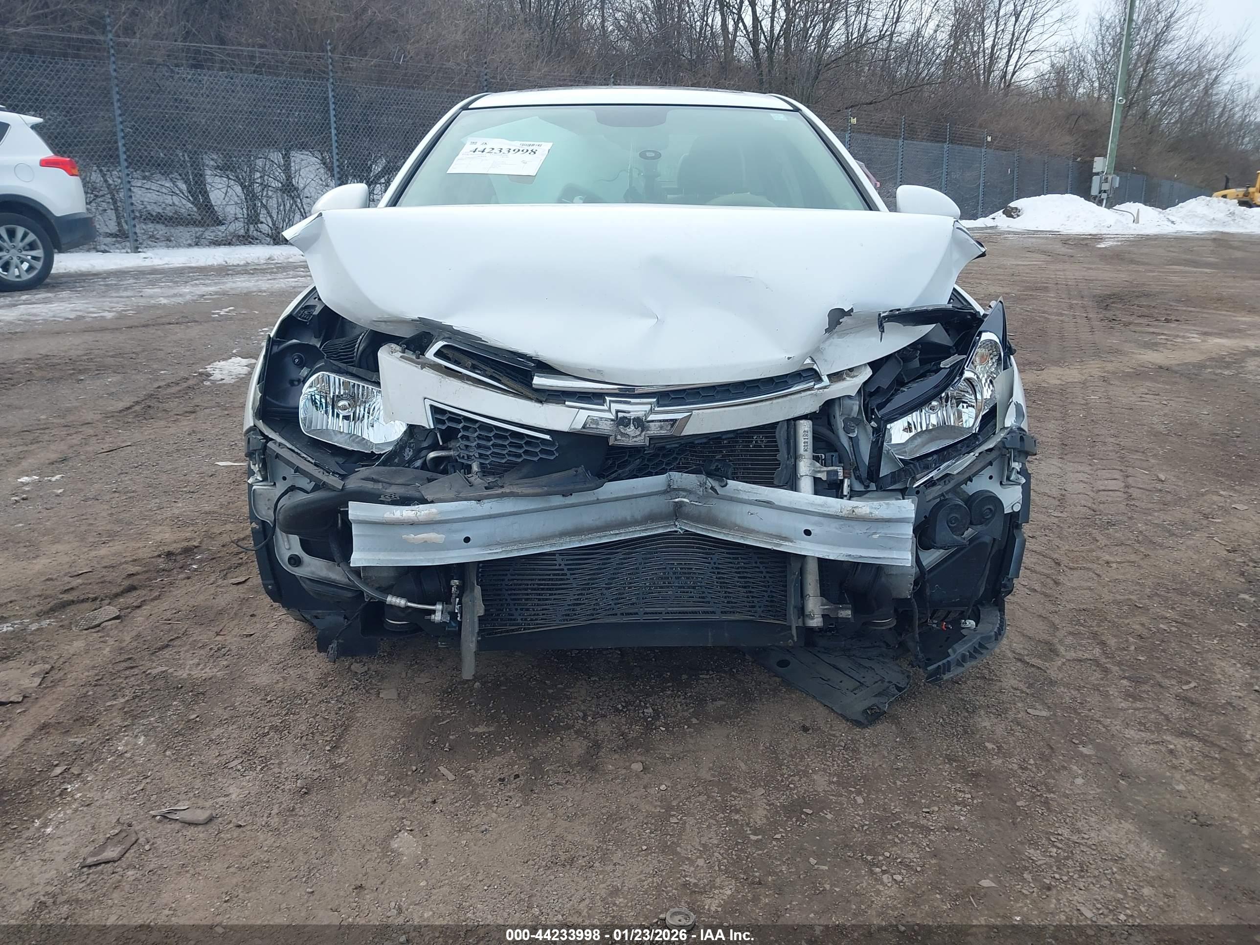 CHEVROLET CRUZE image 6