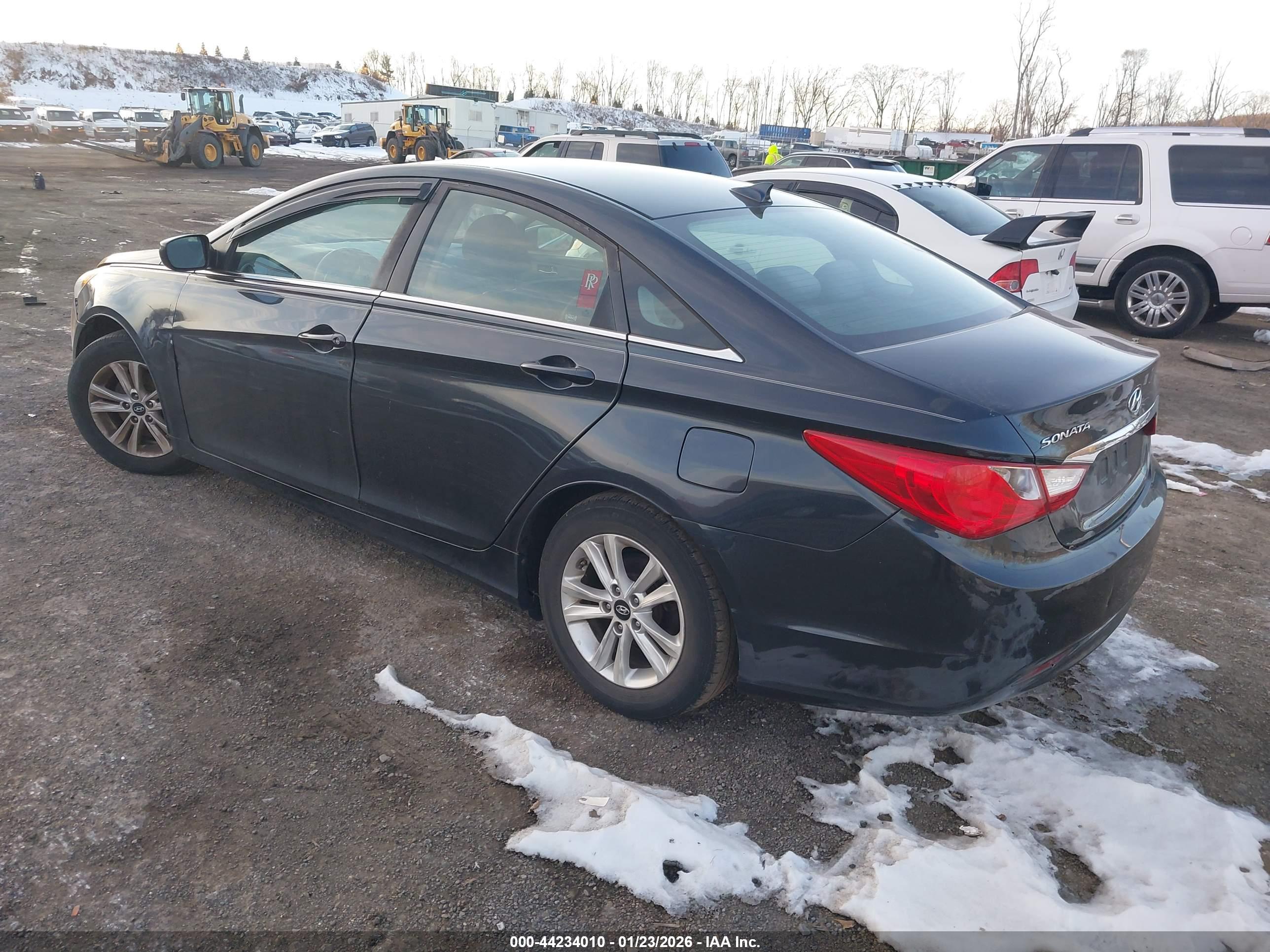HYUNDAI SONATA image 3
