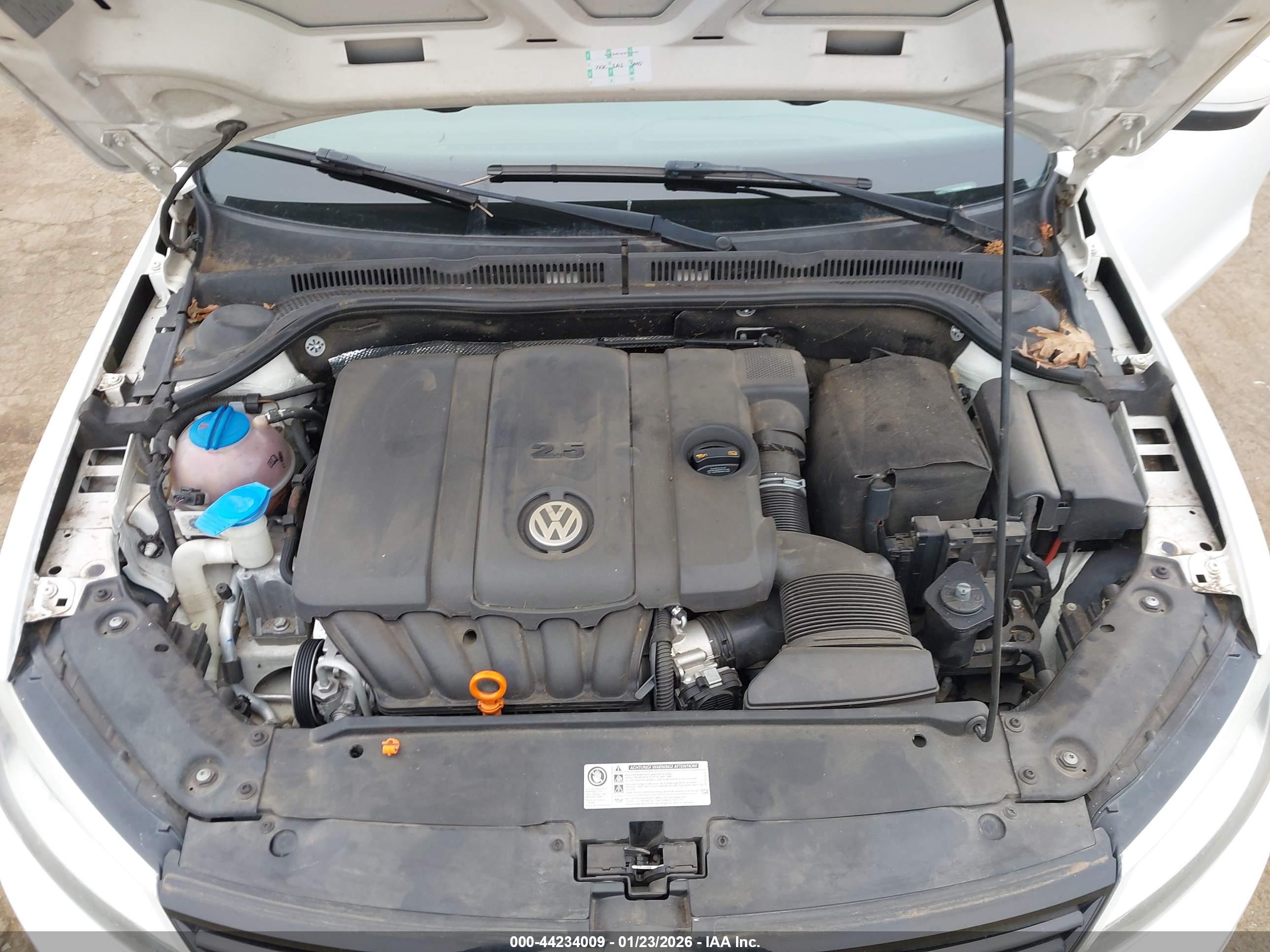 VOLKSWAGEN JETTA image 10
