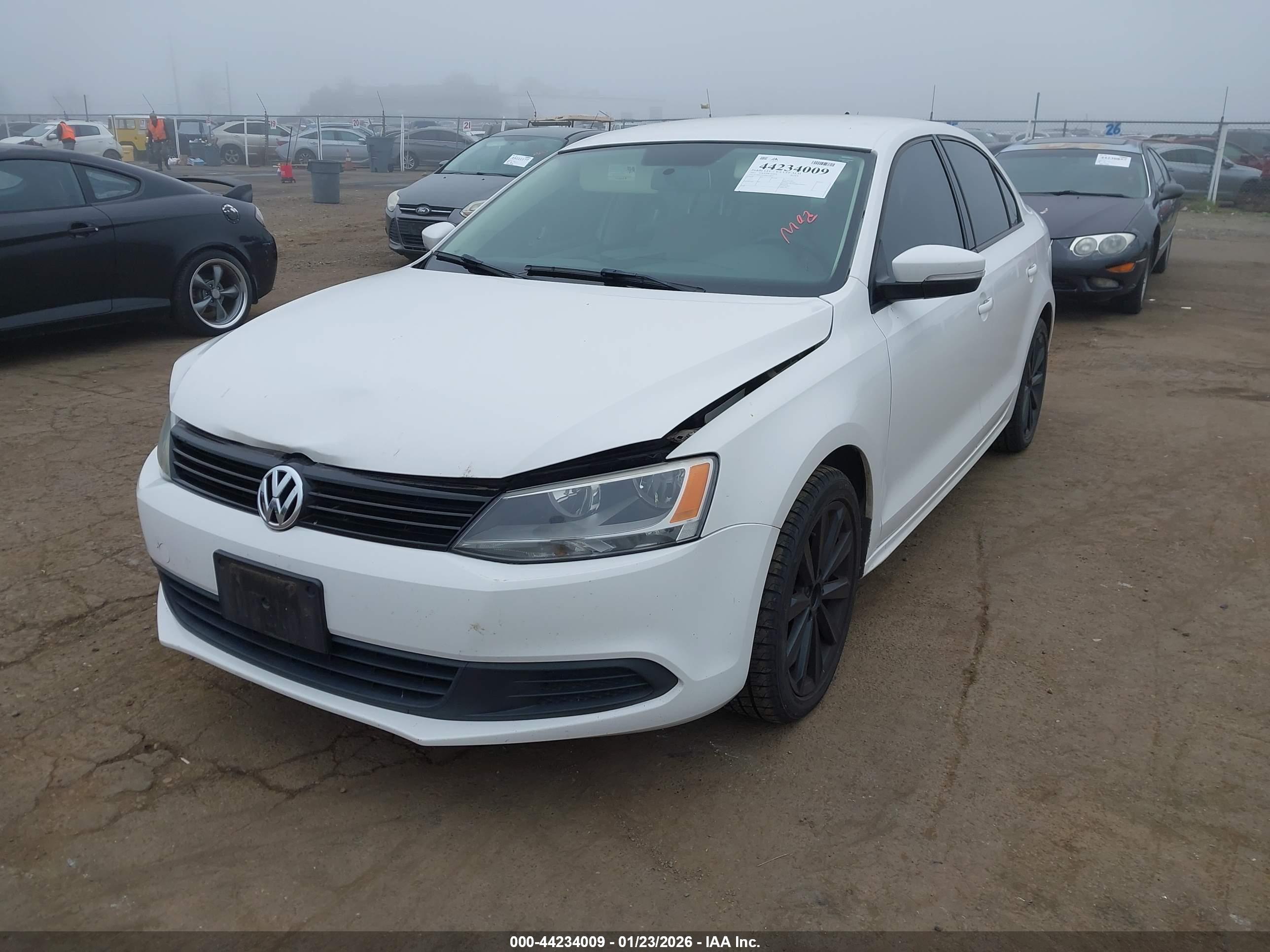 VOLKSWAGEN JETTA image 2