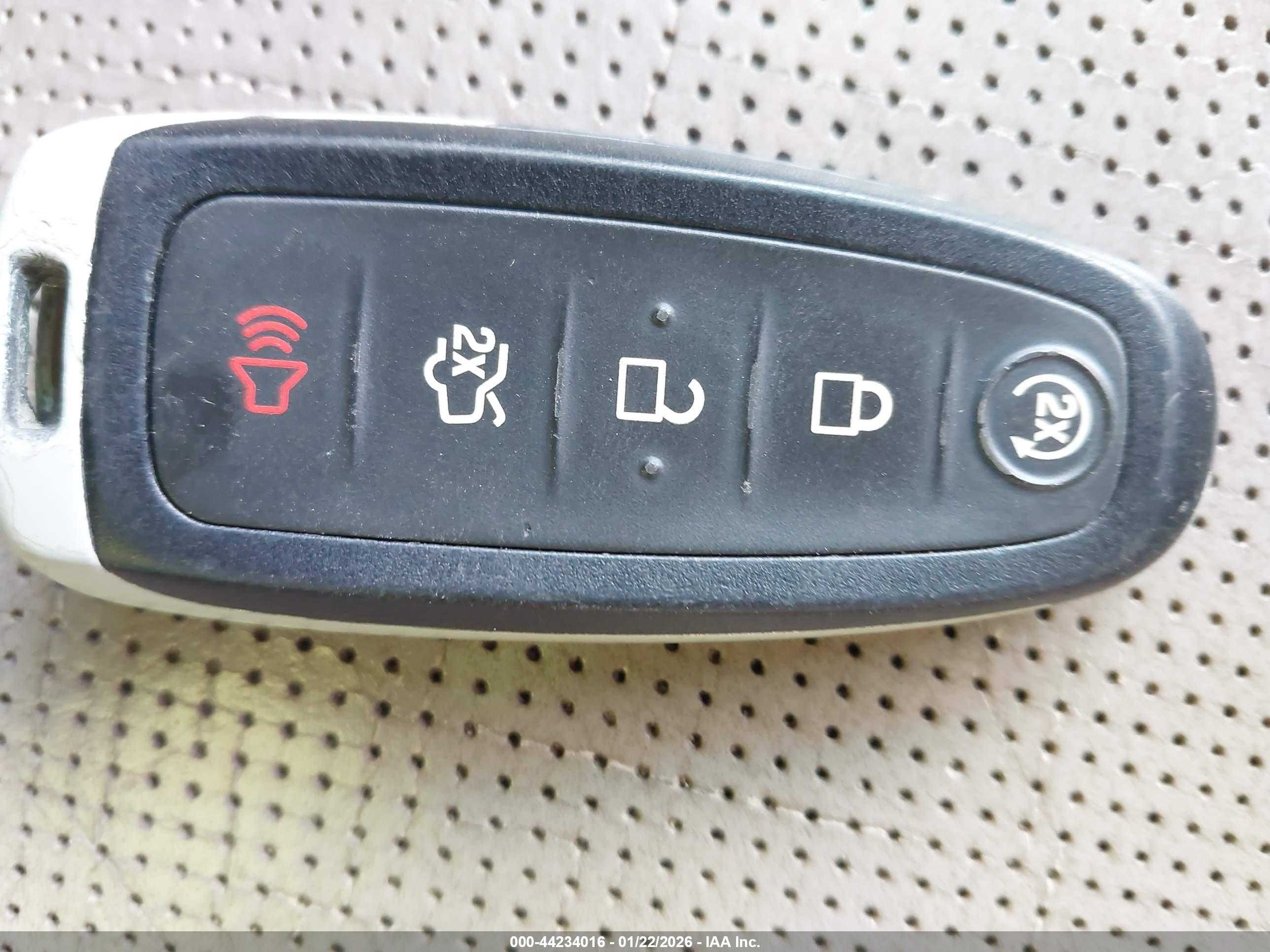 FORD EXPLORER image 11