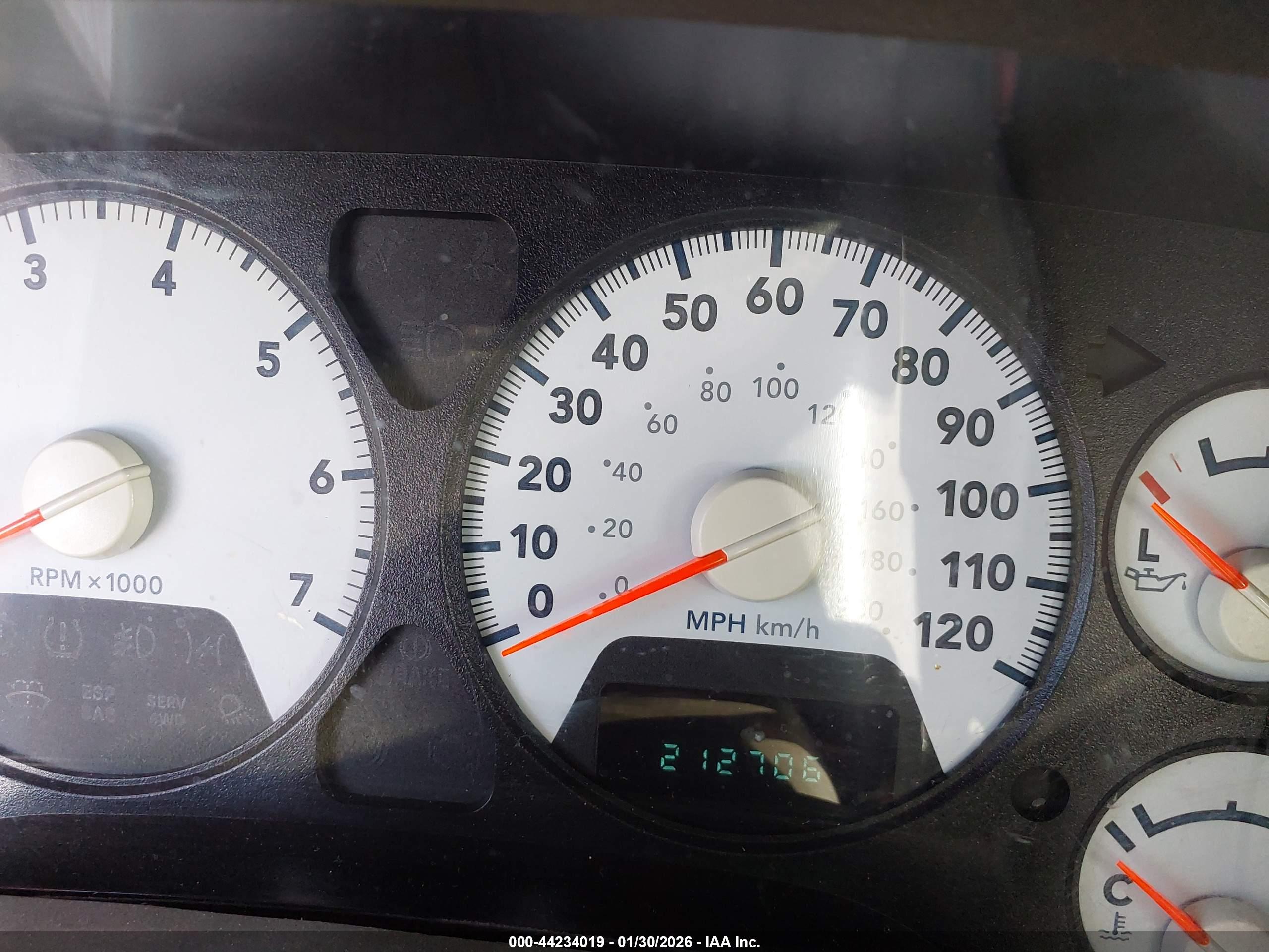 DODGE RAM image 7