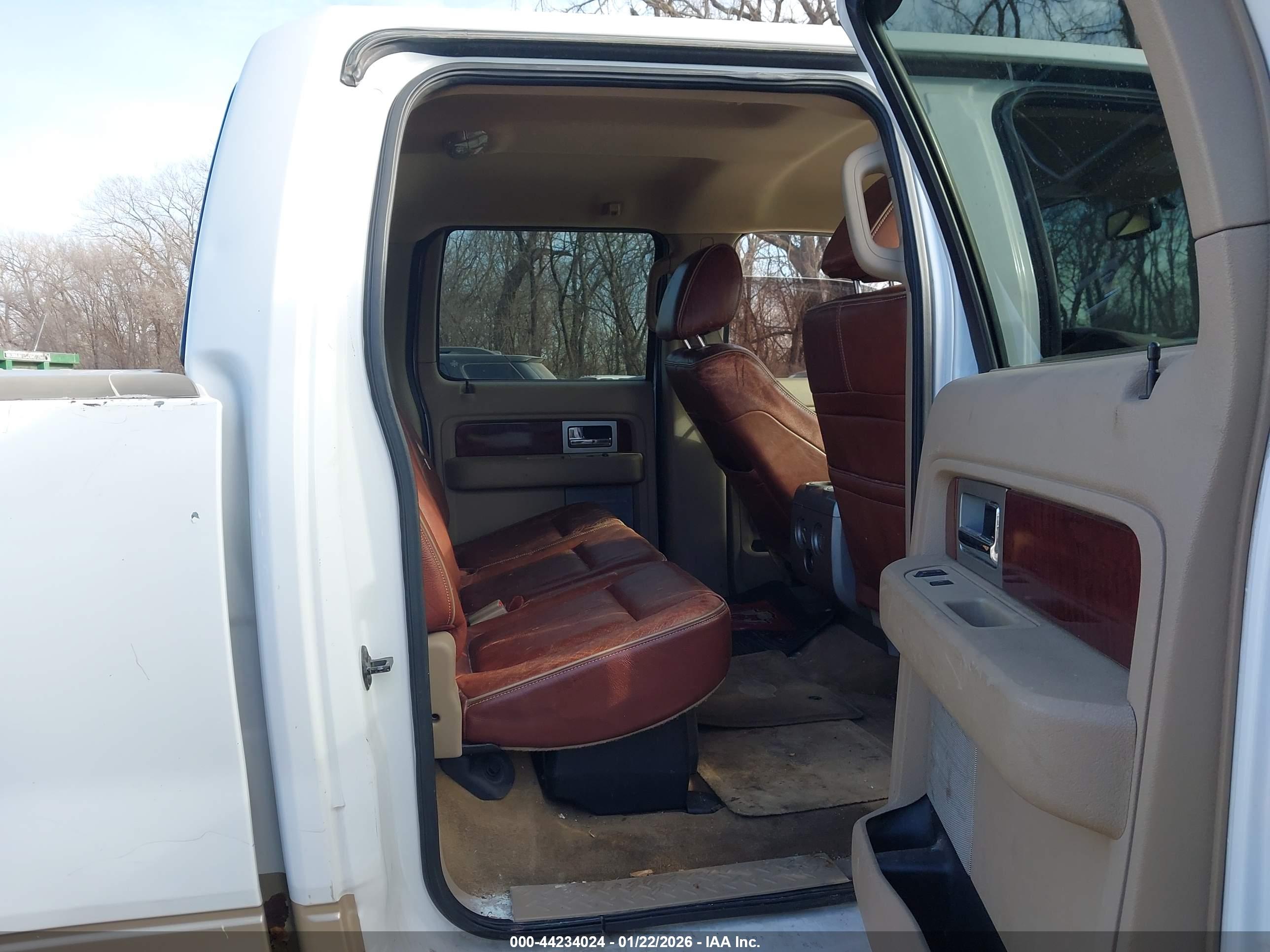 FORD F-150 image 8