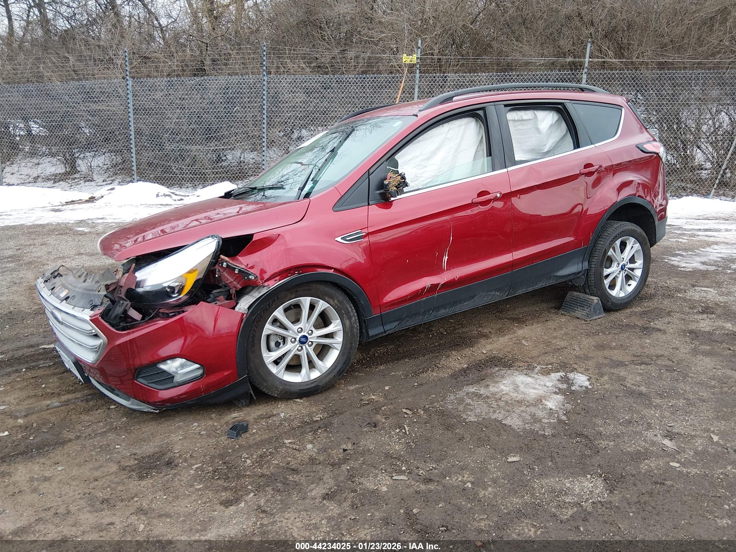 FORD ESCAPE image 2