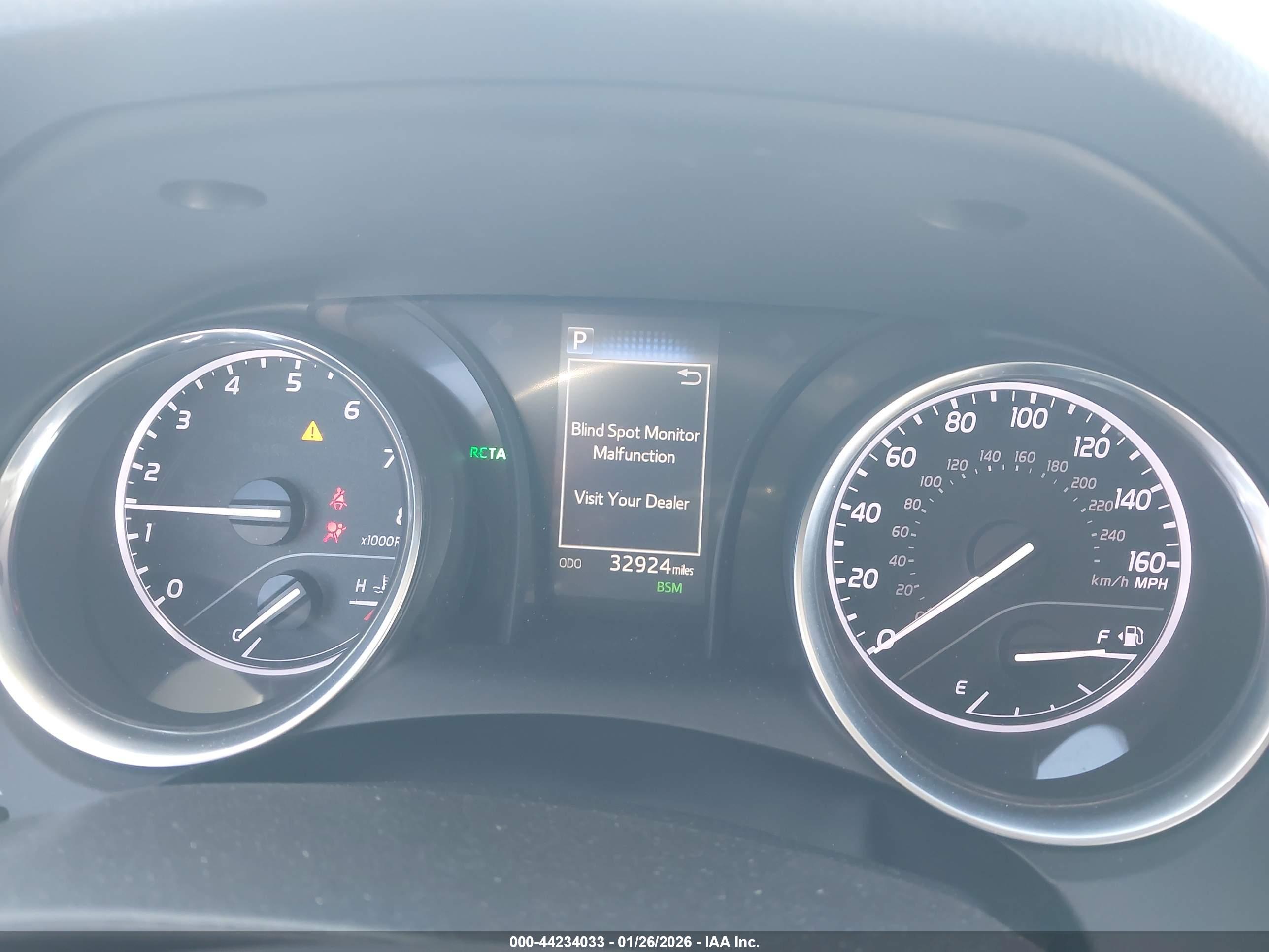 TOYOTA CAMRY image 7