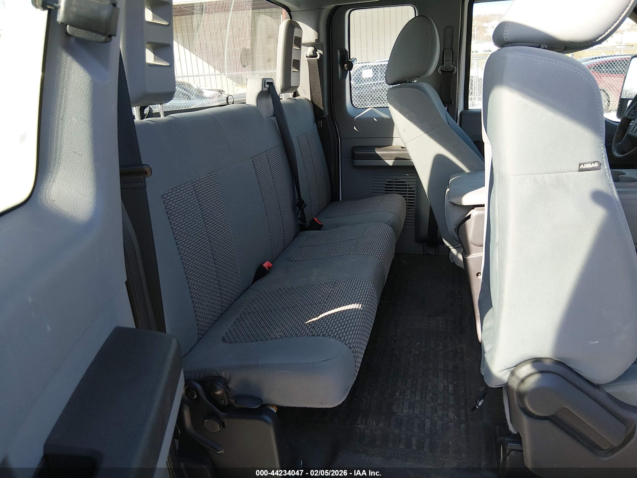 FORD F-250 image 8