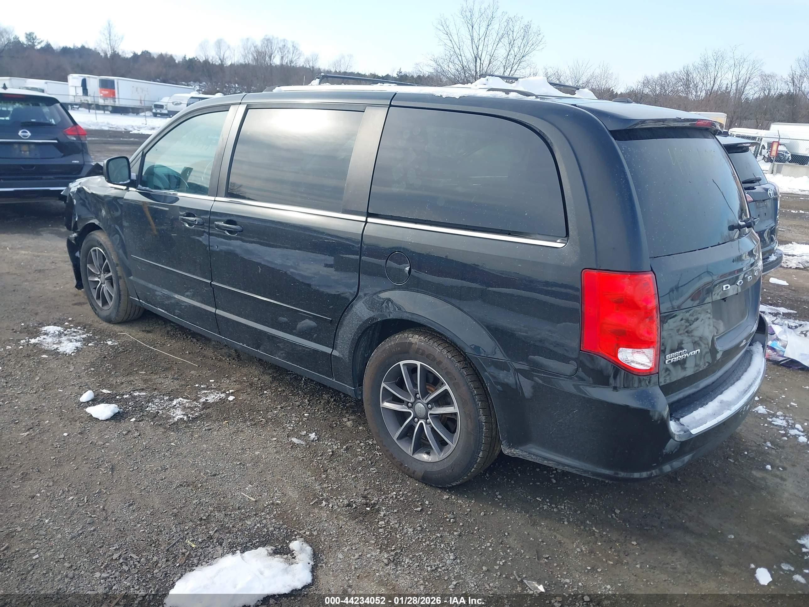 DODGE GRAND image 3