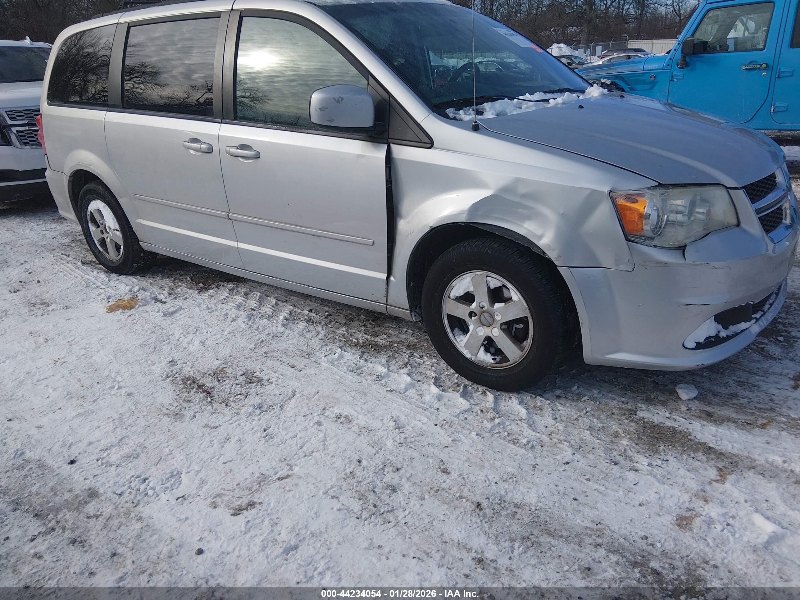 DODGE GRAND image 6