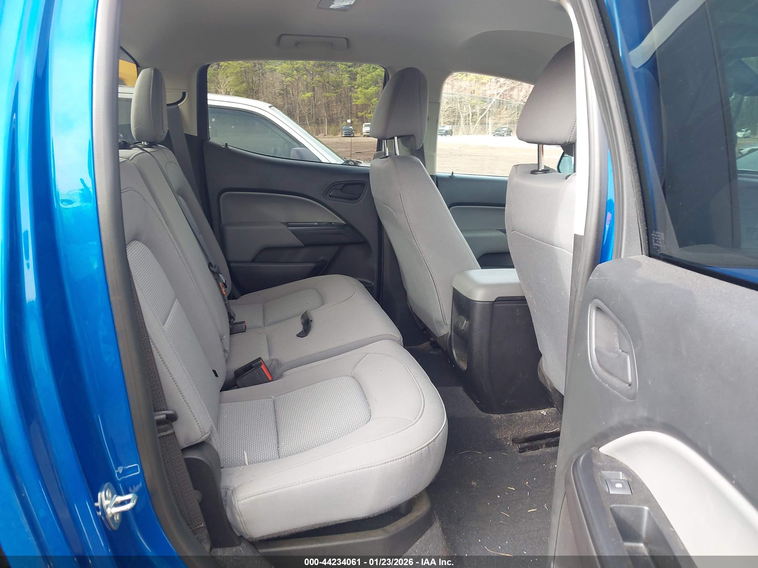 CHEVROLET COLORADO image 8